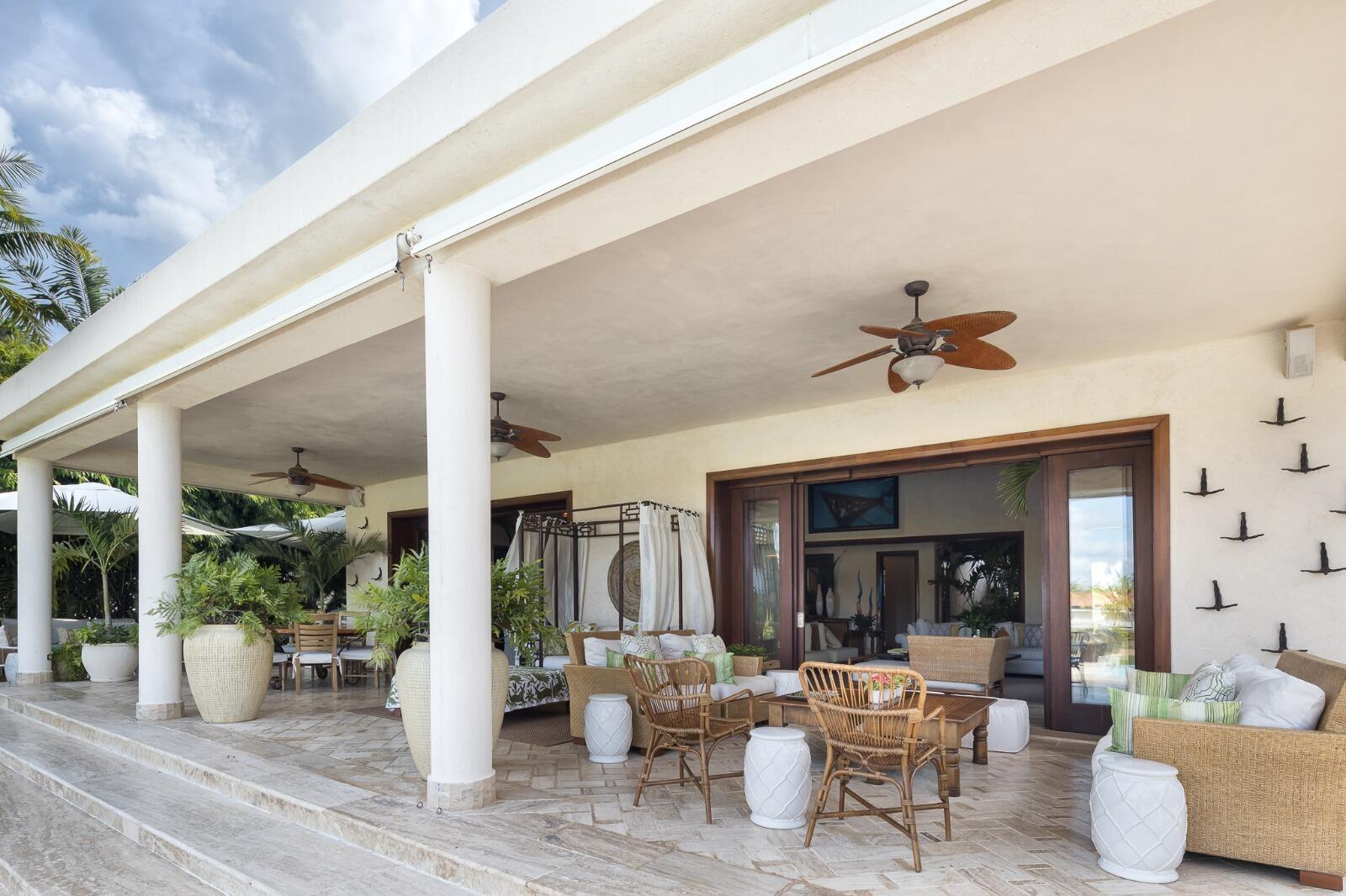 27 37 Property Photo 21