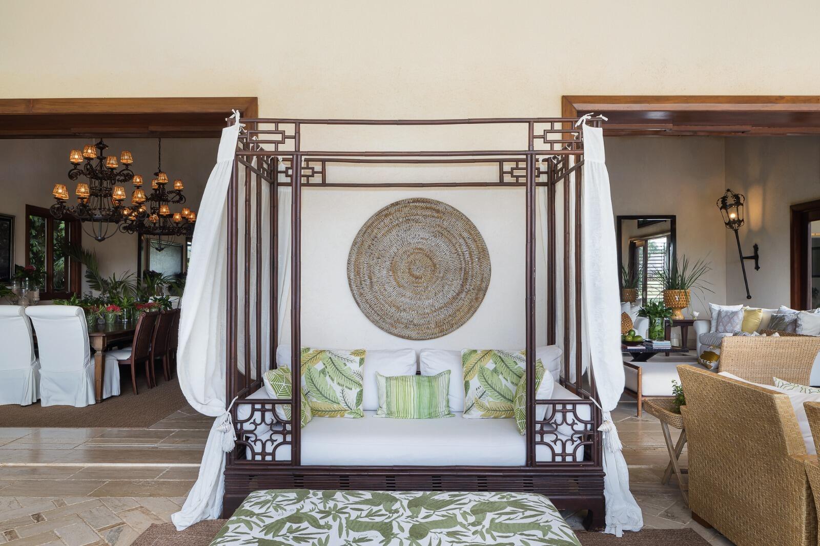 27 37 Property Photo 52
