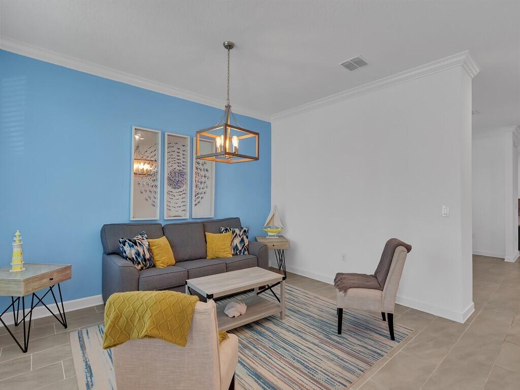 475 Strand Drive Property Photo 17