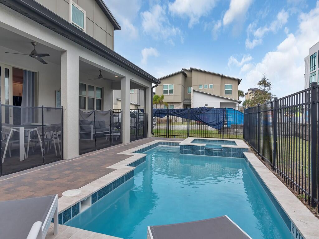 475 Strand Drive Property Photo 33