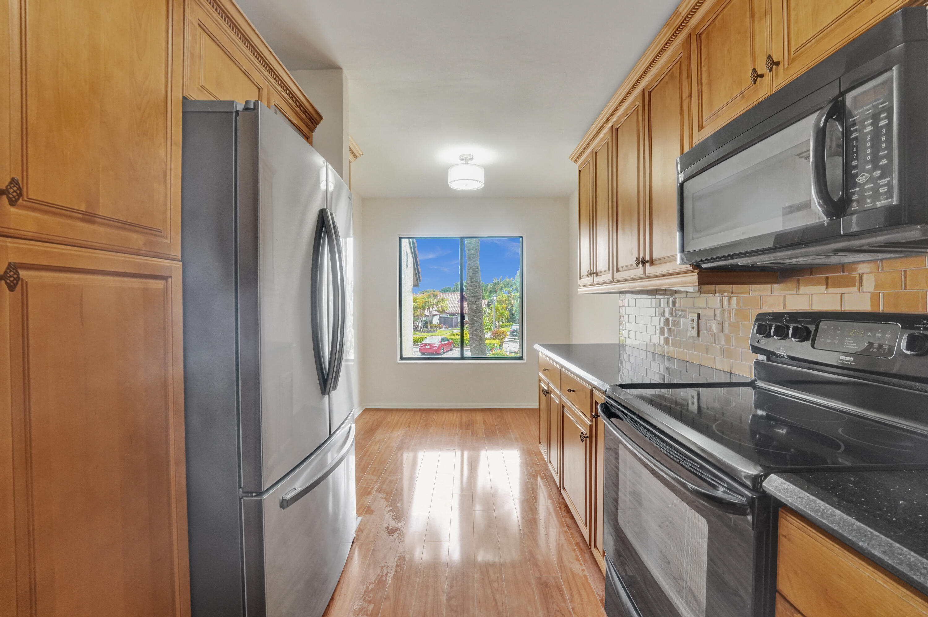 5306 Cedar Lake Drive 201 Property Photo 8