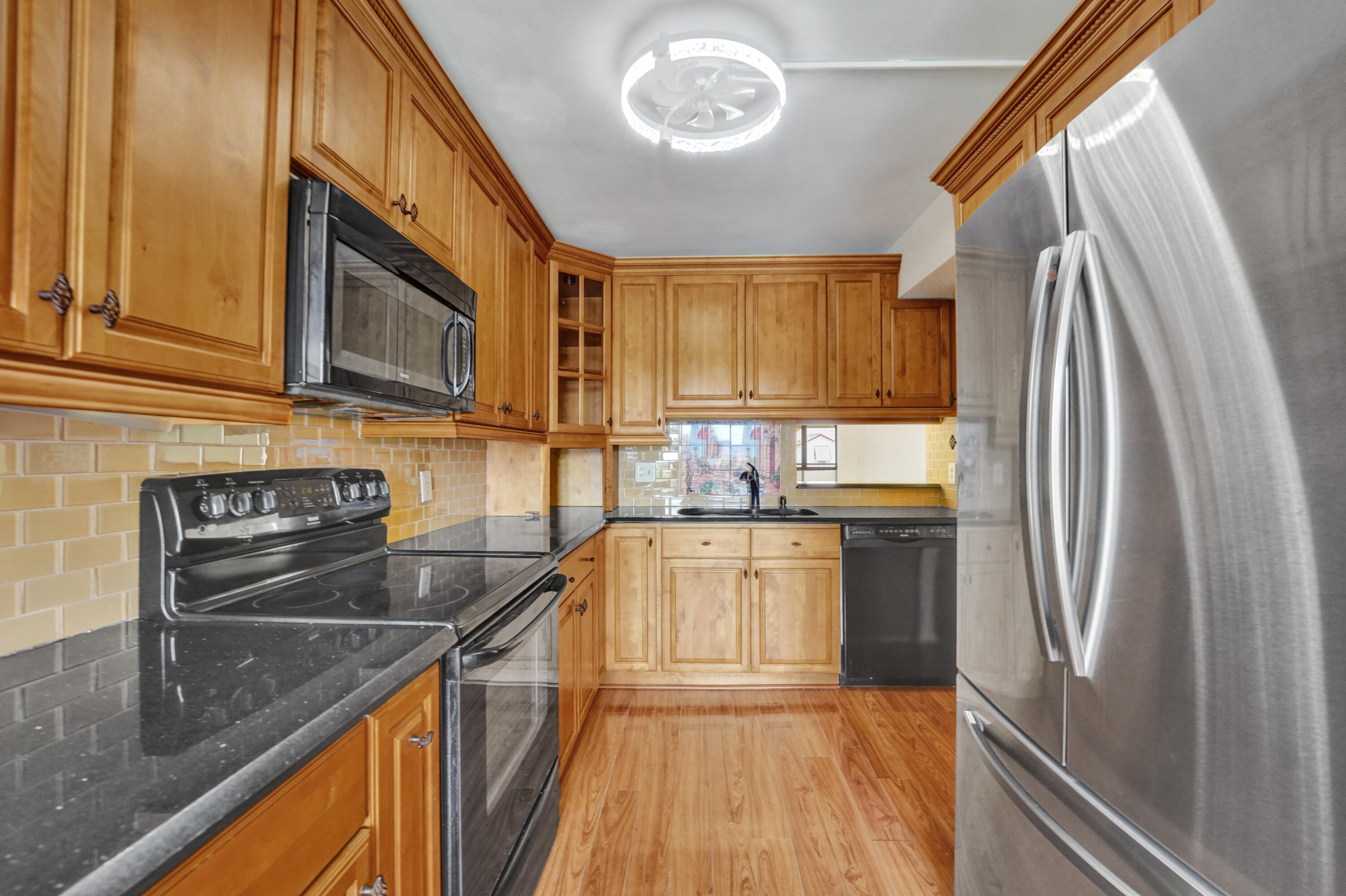 5306 Cedar Lake Drive 201 Property Photo 11