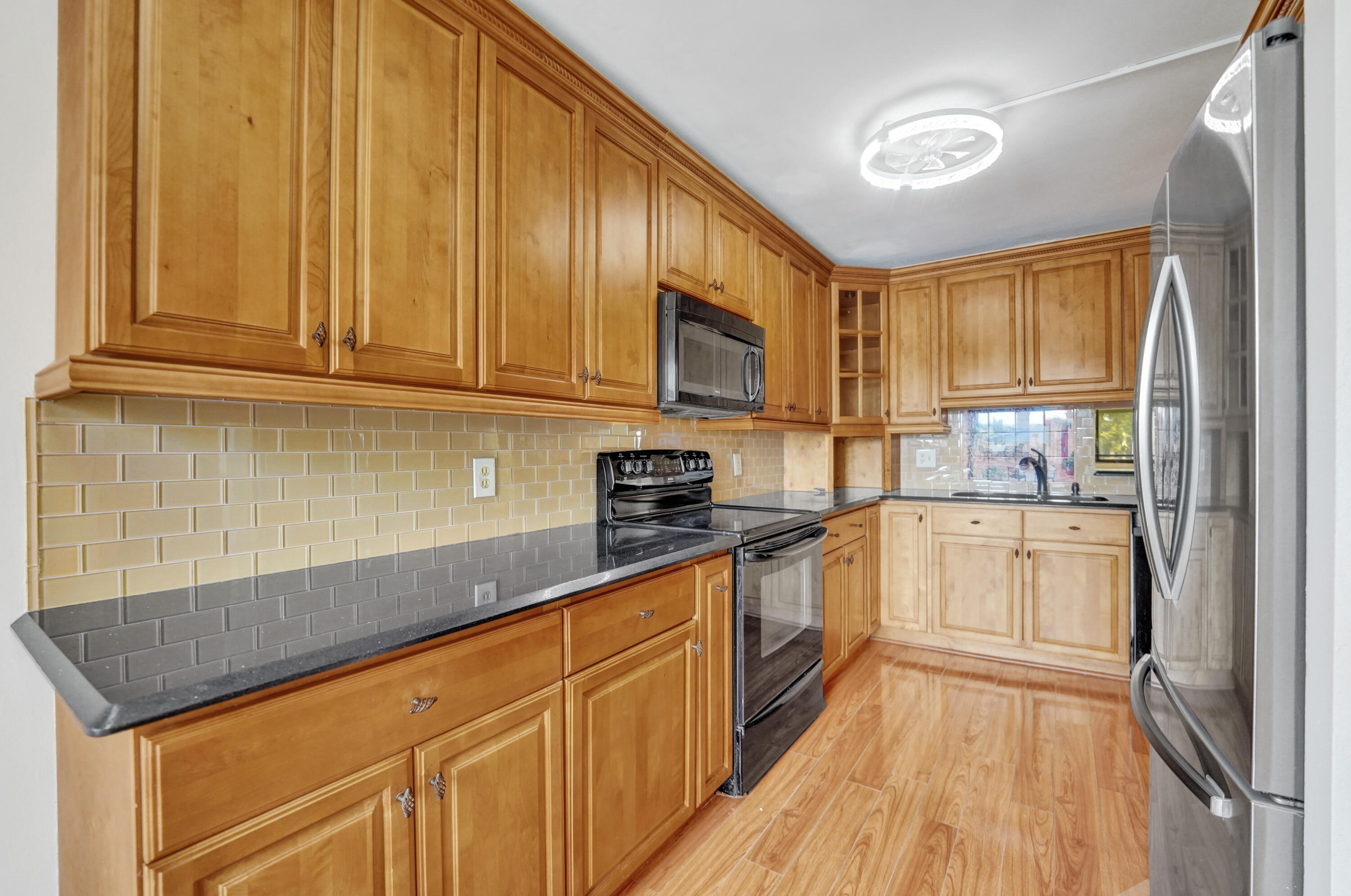 5306 Cedar Lake Drive 201 Property Photo 12