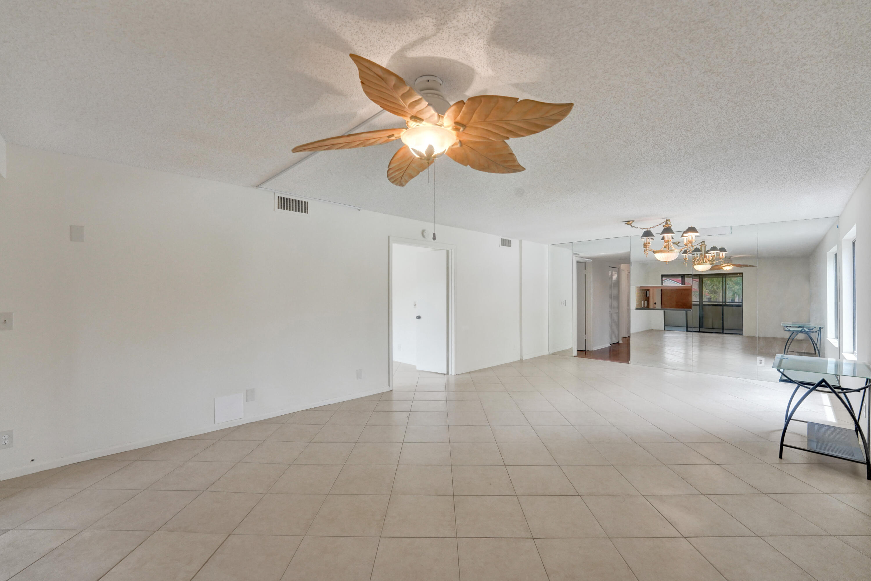 5306 Cedar Lake Drive 201 Property Photo 16