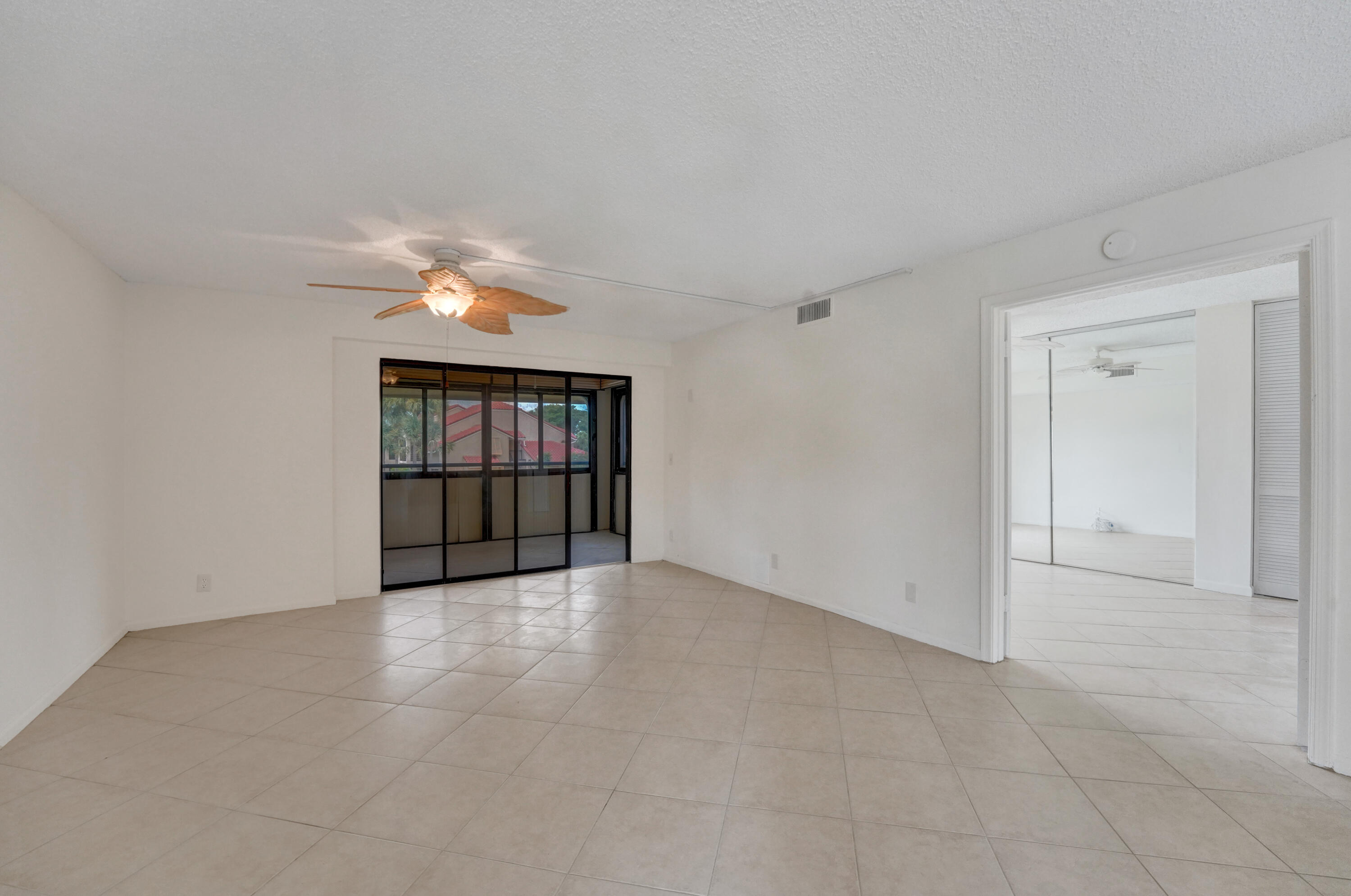 5306 Cedar Lake Drive 201 Property Photo 17