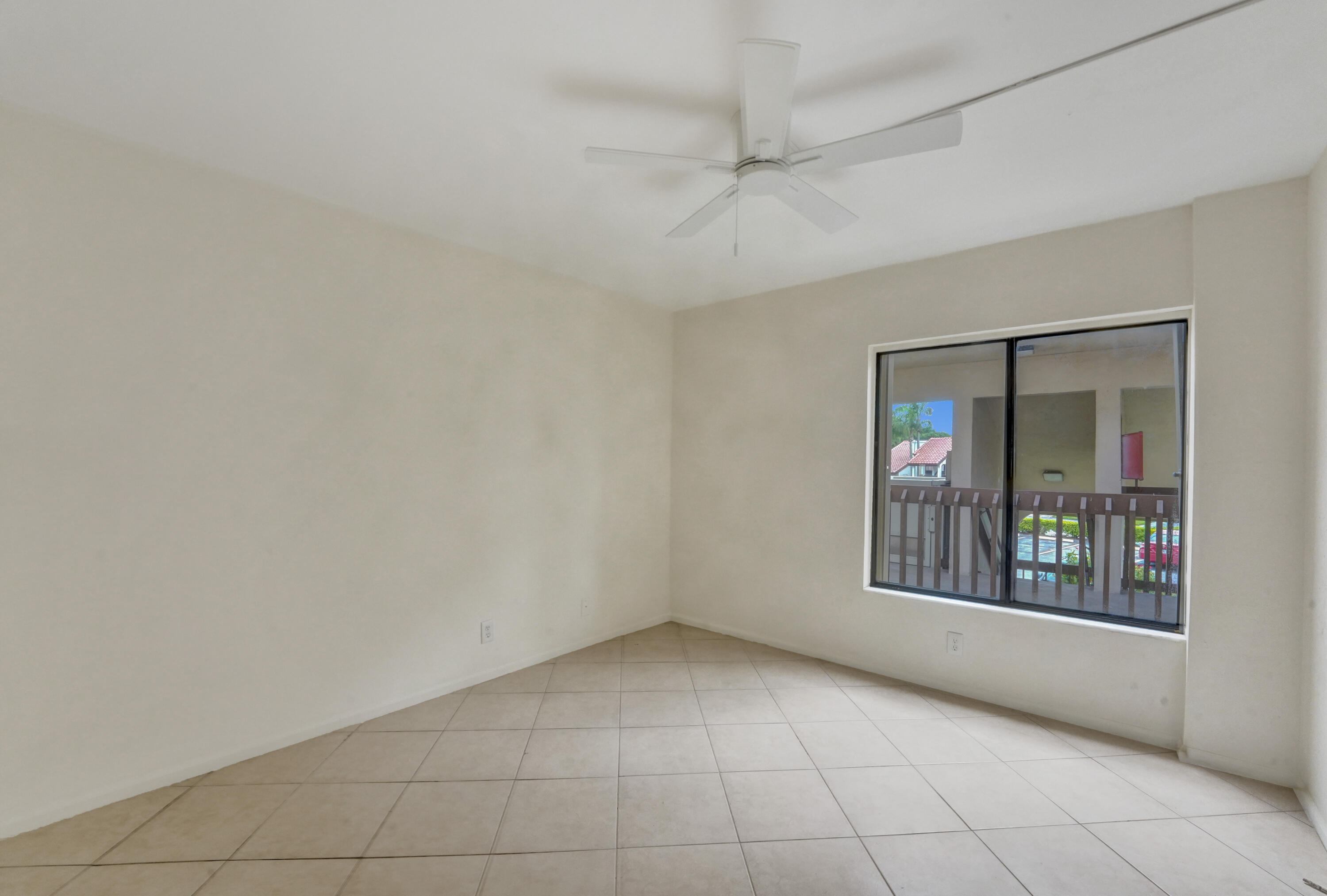 5306 Cedar Lake Drive 201 Property Photo 32