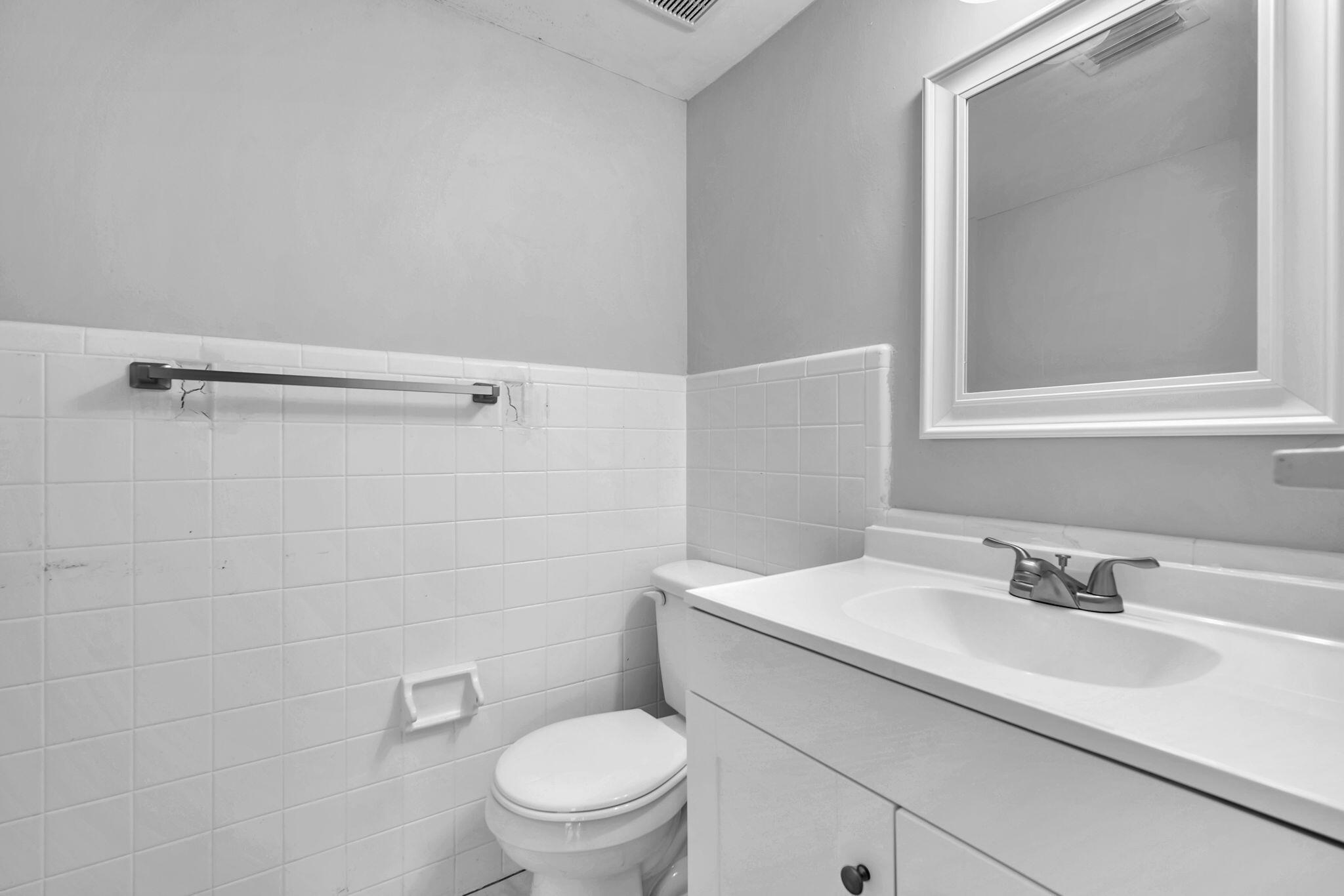2130 Ne 36th Street 63 Property Photo 17