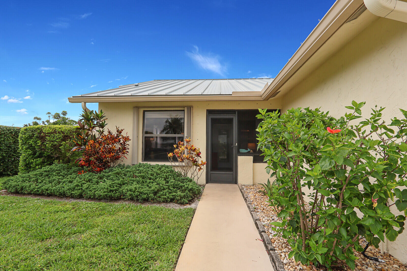 7655 Se Sugar Sand Circle Property Photo 5