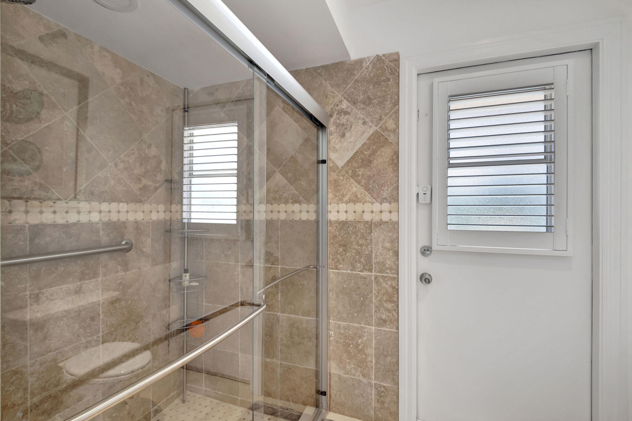 902 Foxpointe Circle Property Photo 29