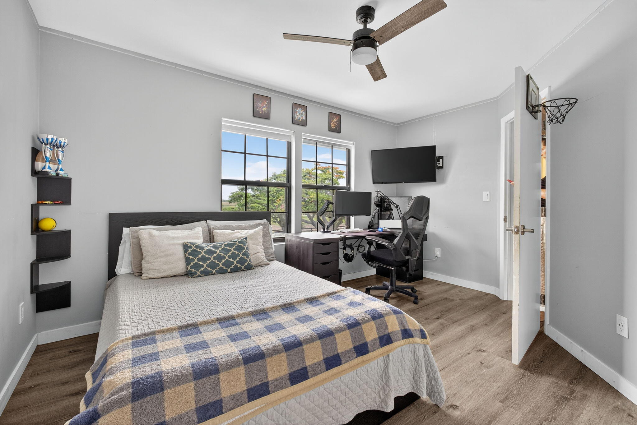 16229 Rustic Rd Road Property Photo 40