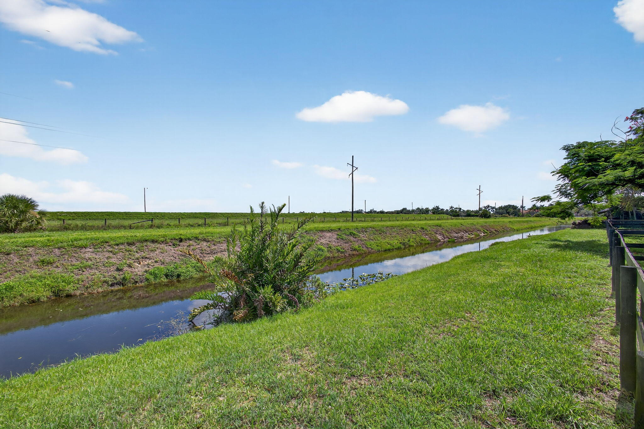 16229 Rustic Rd Road Property Photo 64