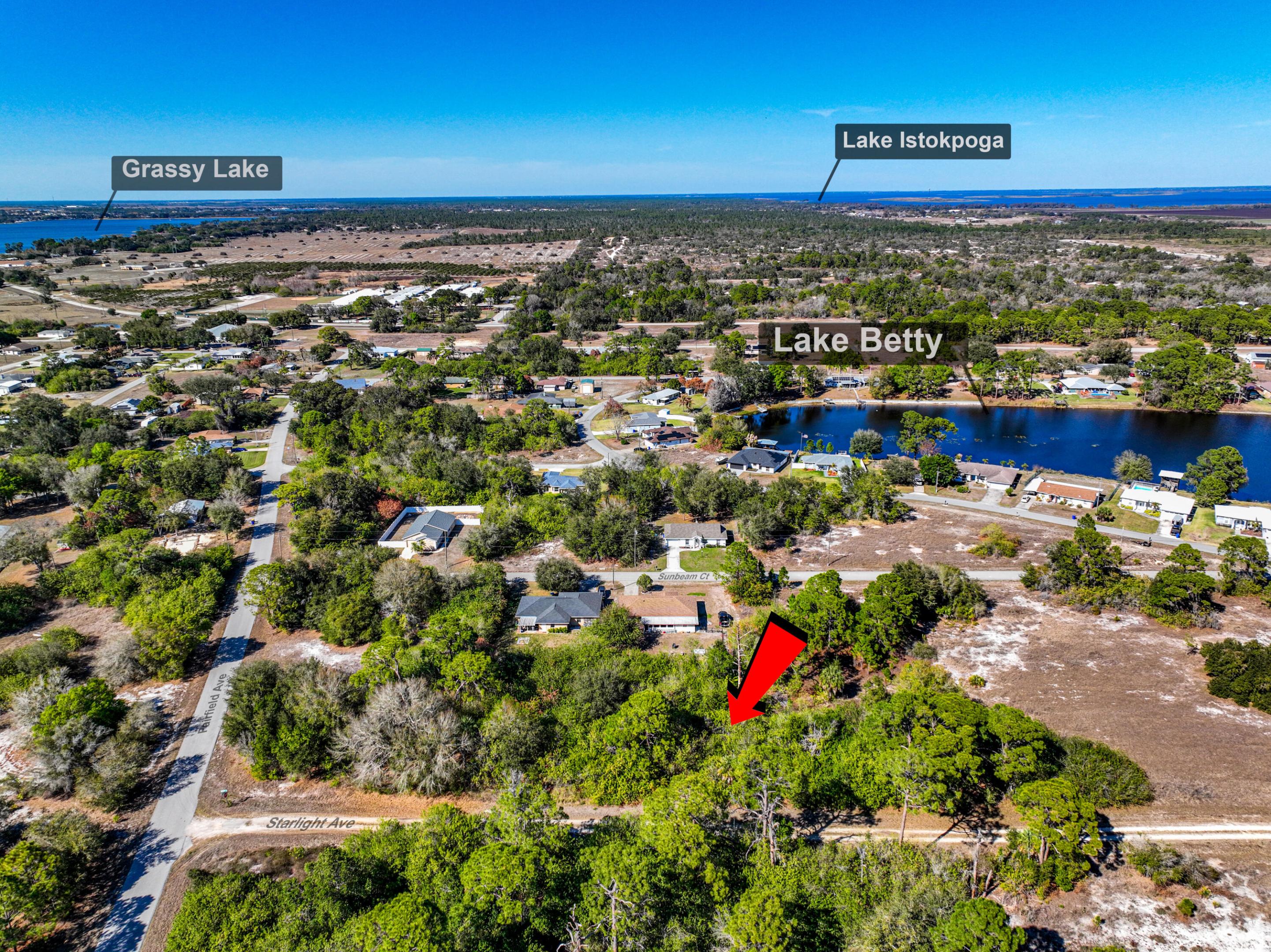 224 Starlight Avenue Property Photo 4