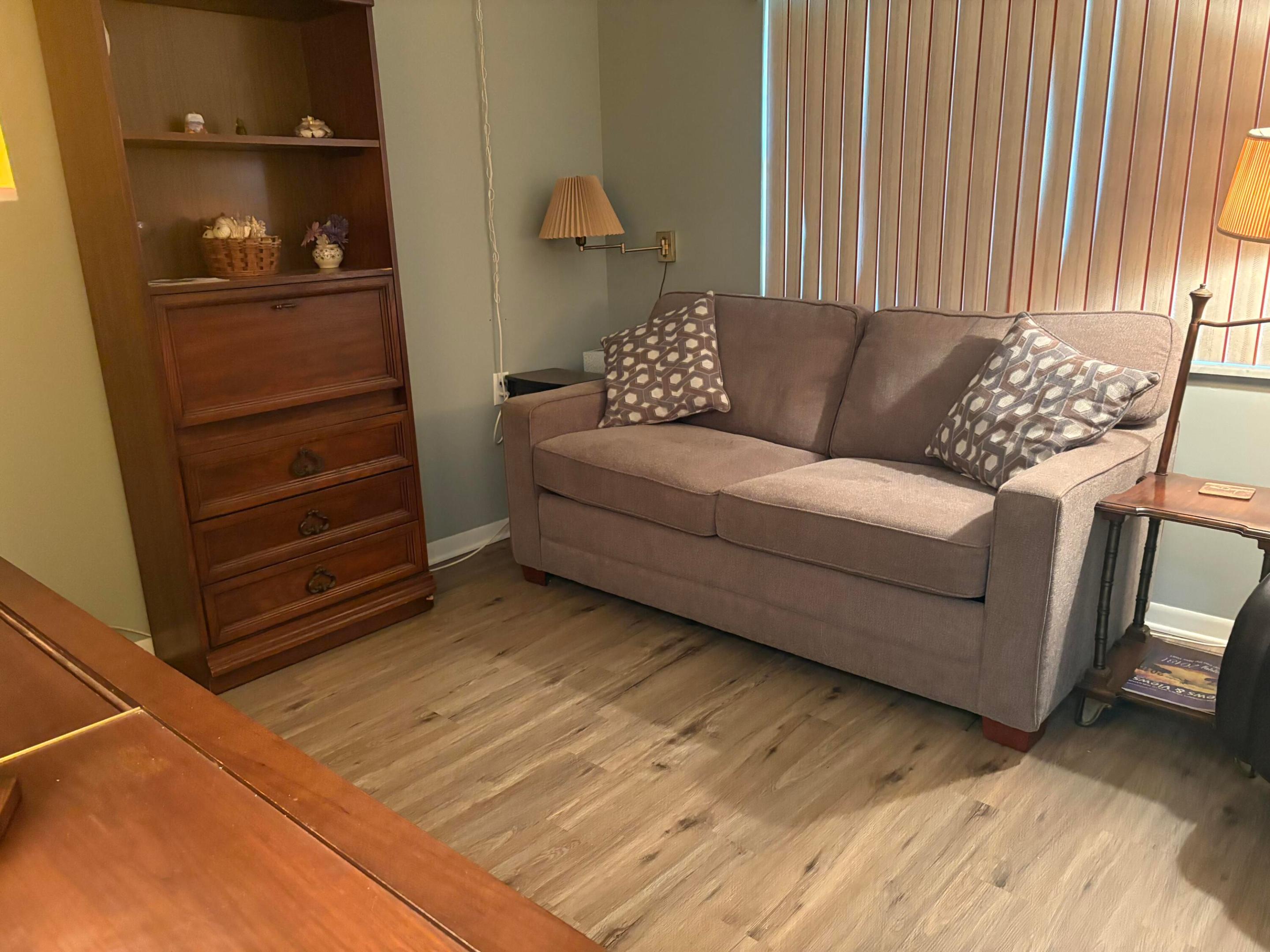 2606 Nassau Bend B1 Property Photo 6