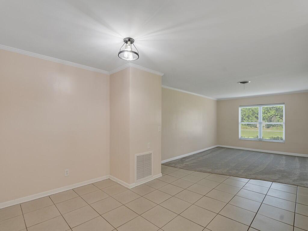 4606 30th Ave Property Photo 9