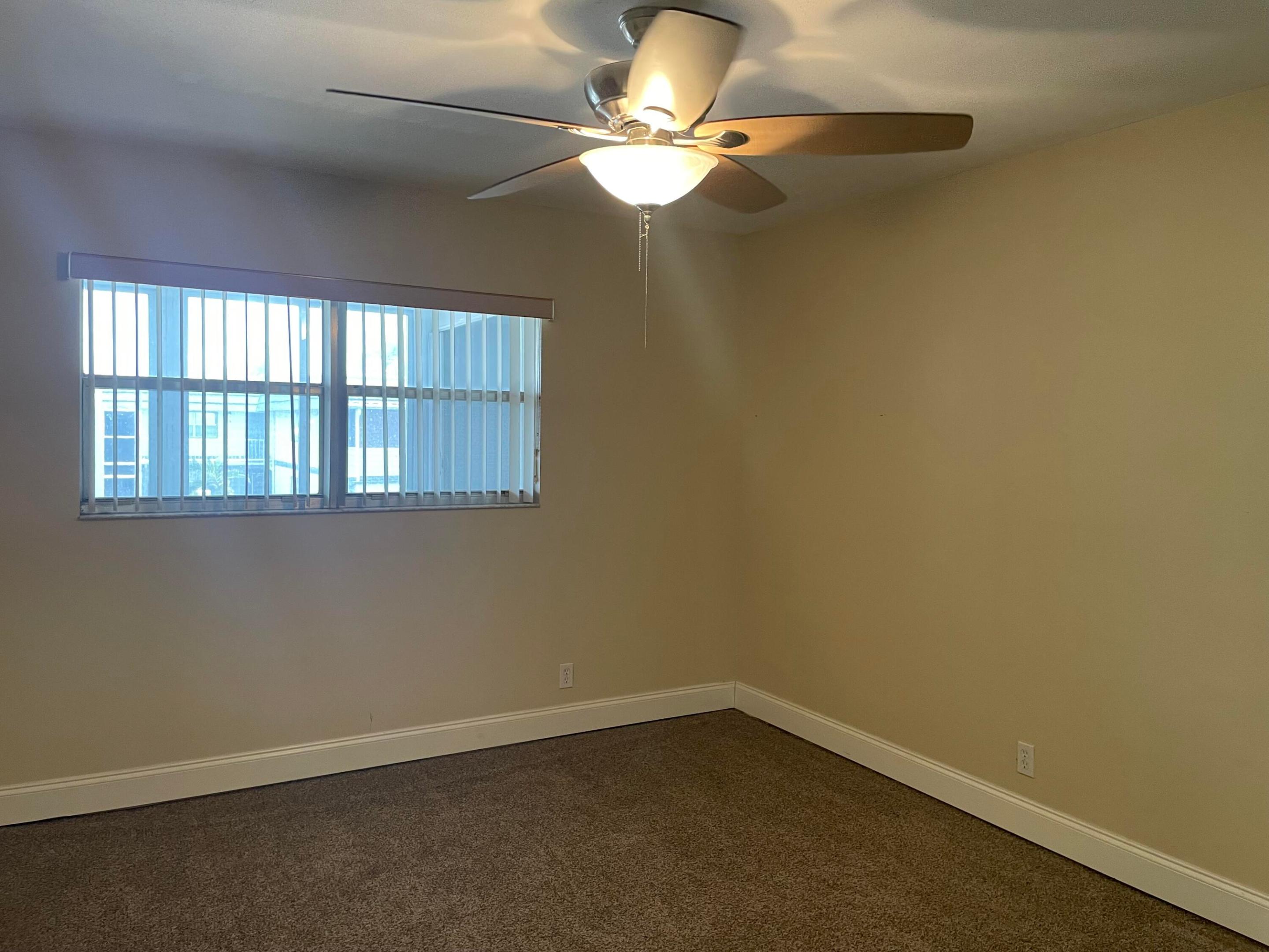 564 Brittany L Property Photo 14