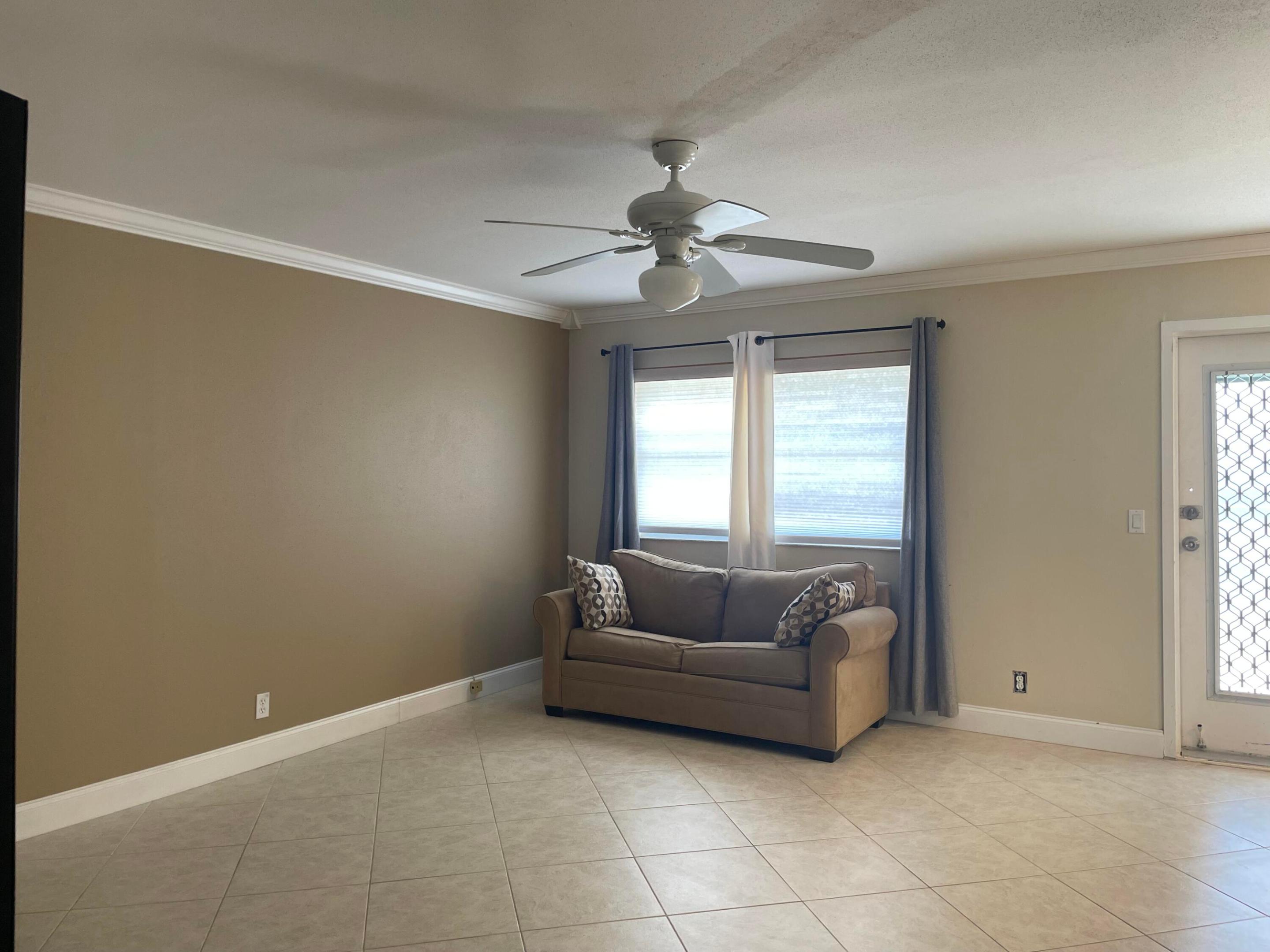 564 Brittany L Property Photo 20