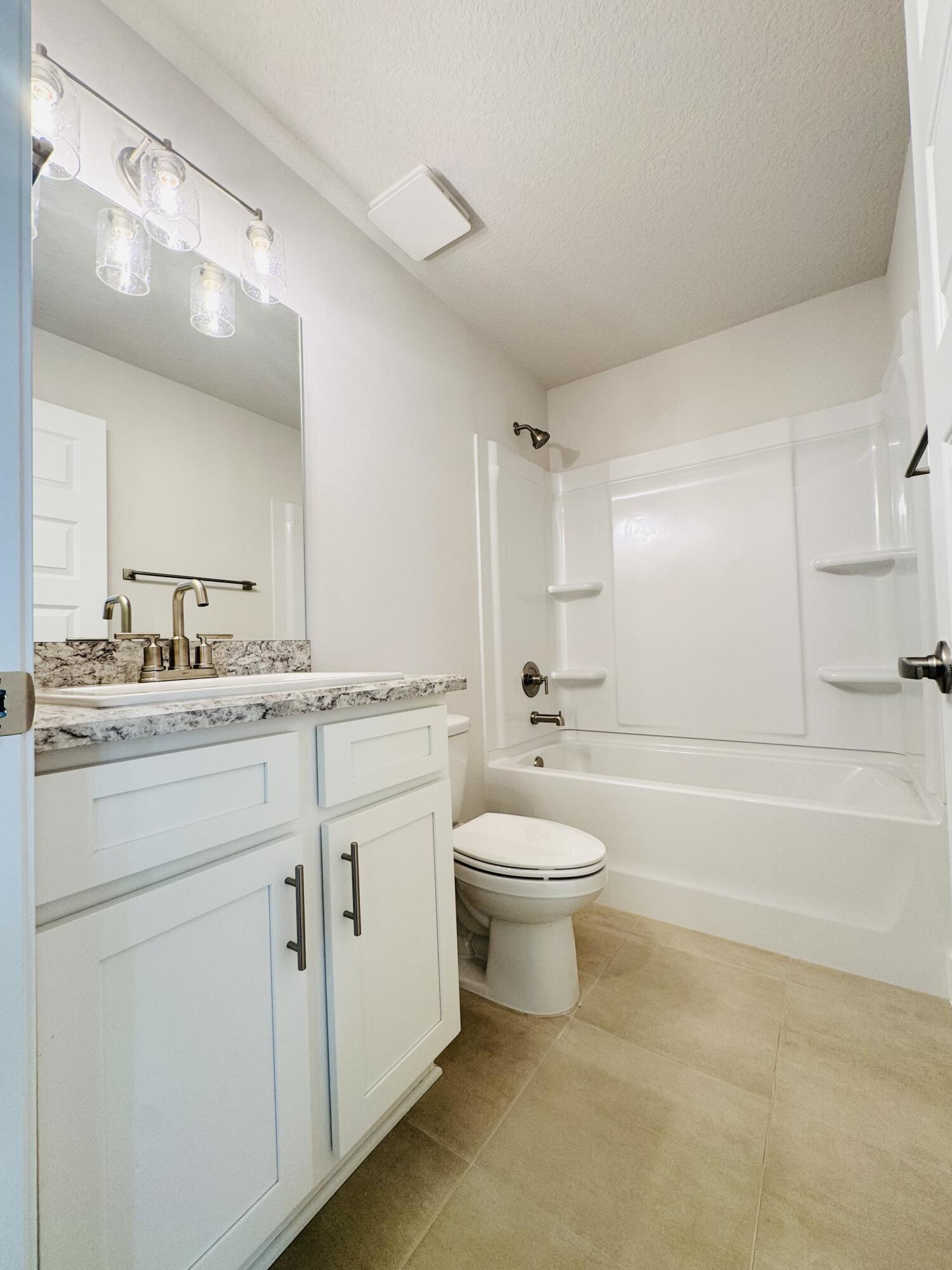 3009 Sw Savona Boulevard Property Photo 8