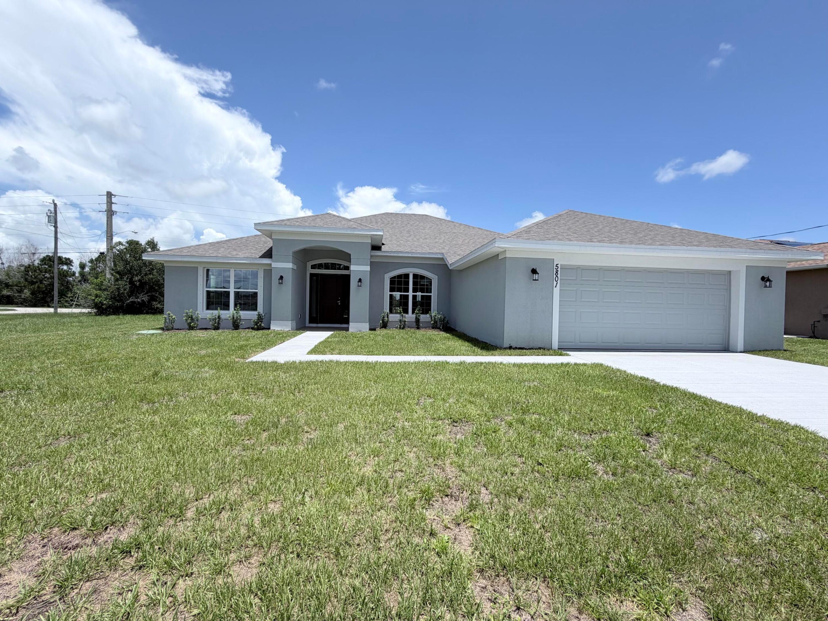5801 Nw Dana Circle Property Photo 1