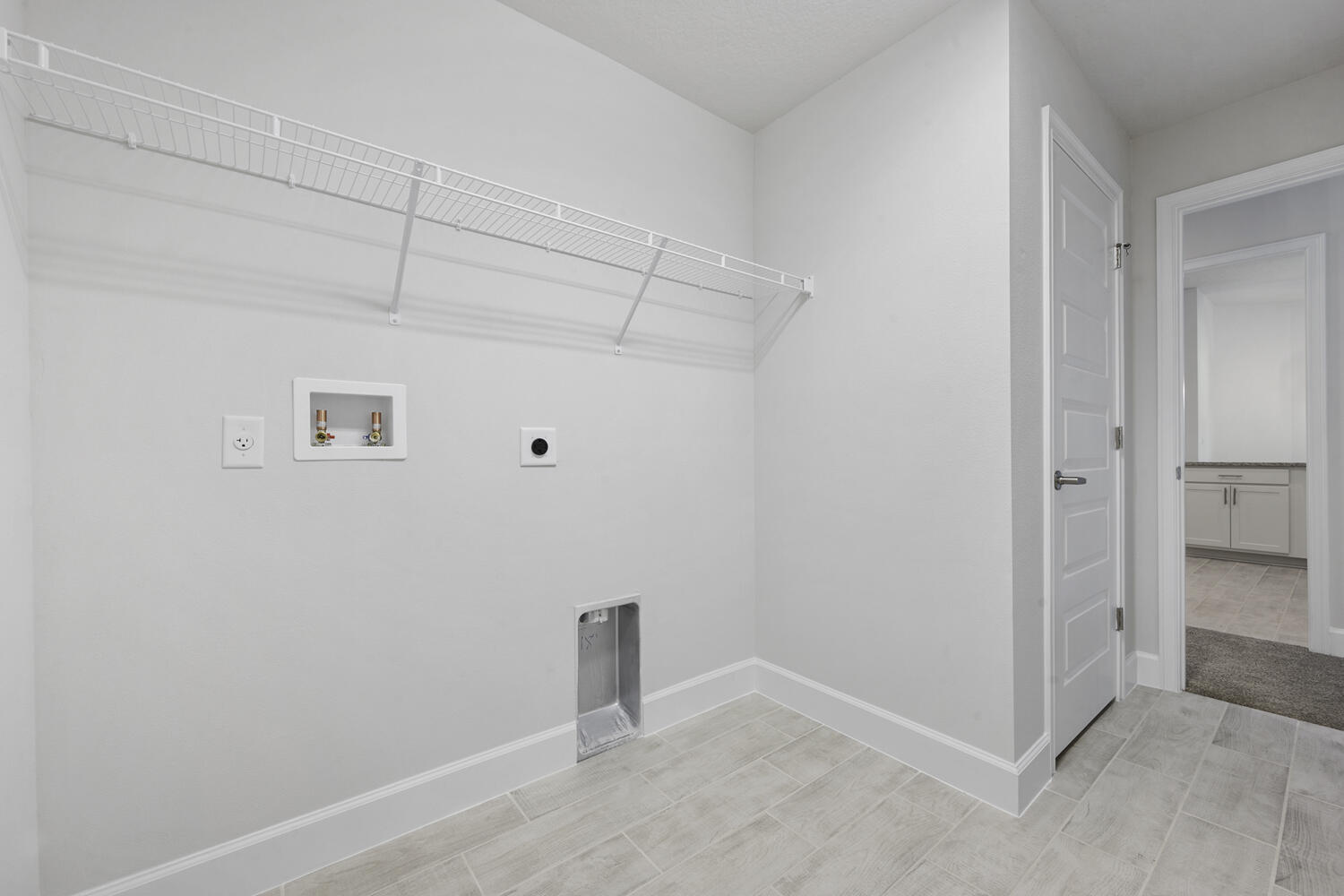 5801 Nw Dana Circle Property Photo 10