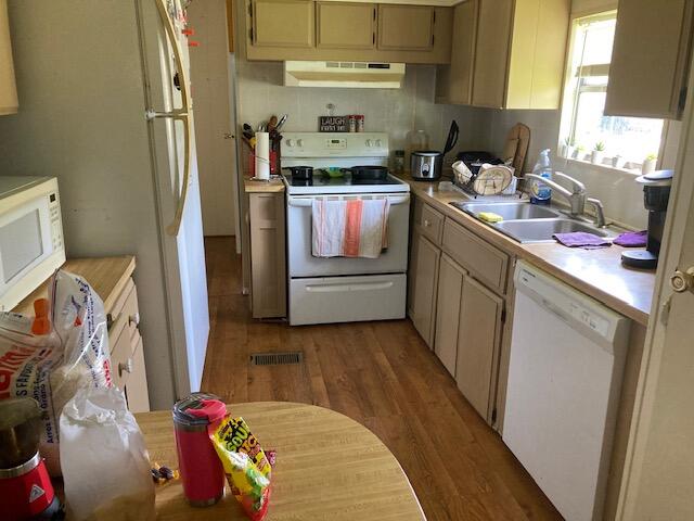 206 W Caribbean Property Photo 6