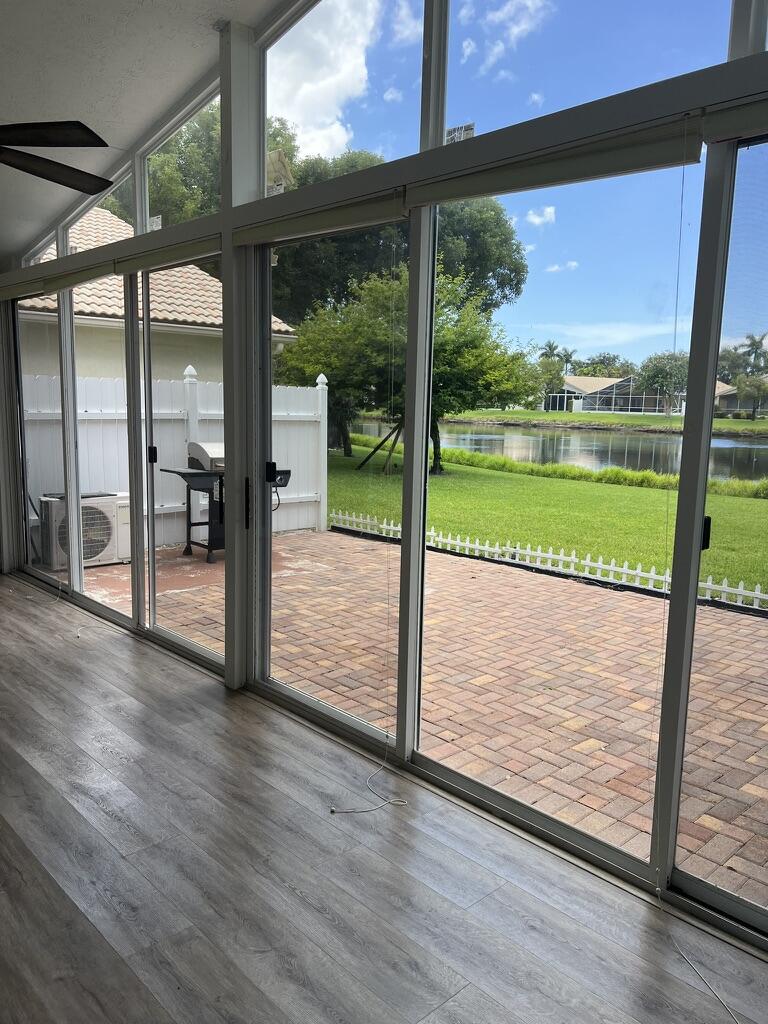 10596 Sunset Isles Court Property Photo 15