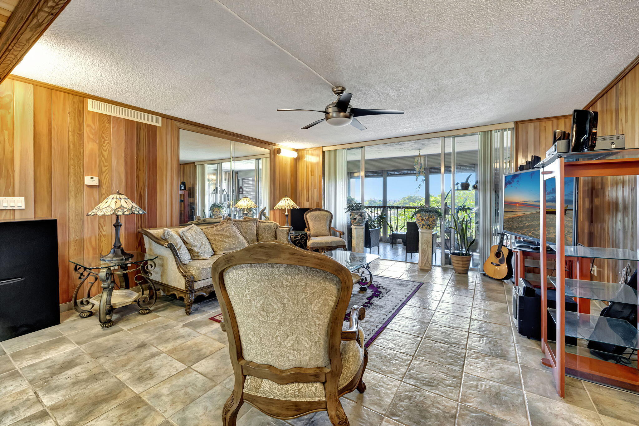 3910 Inverrary Boulevard 601-b Property Photo 4