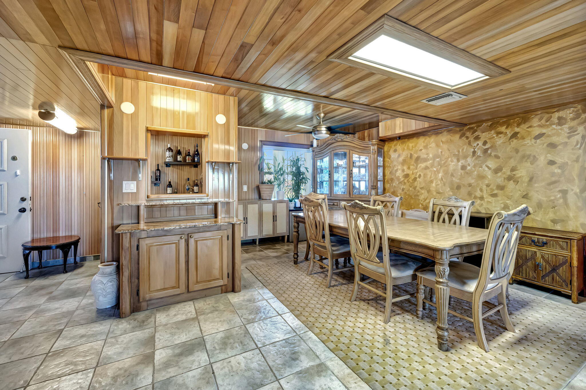 3910 Inverrary Boulevard 601-b Property Photo 5