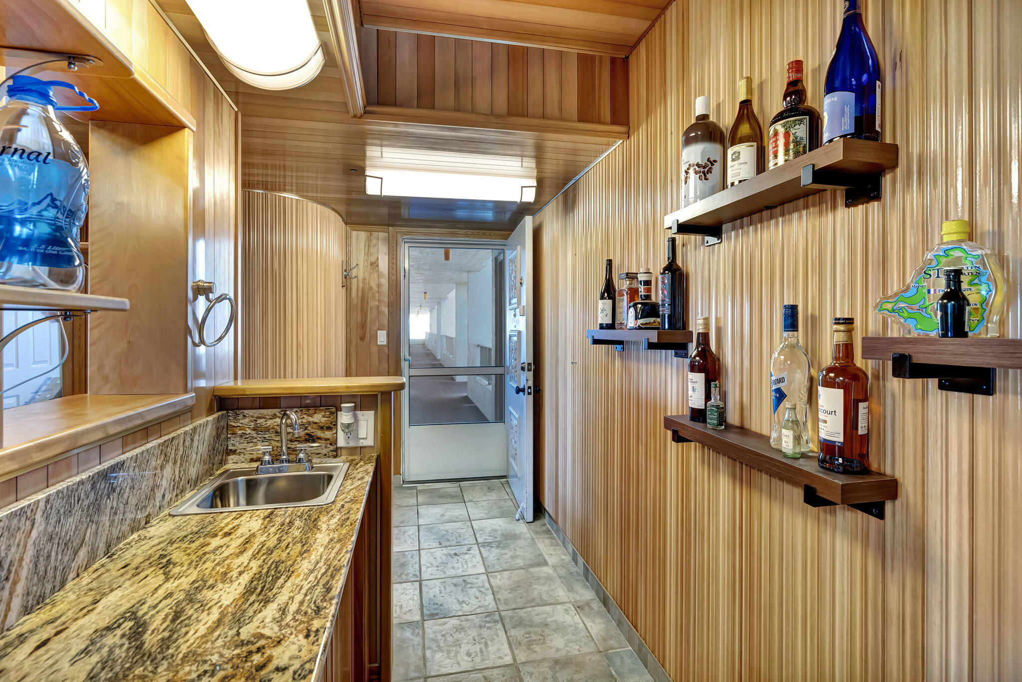 3910 Inverrary Boulevard 601-b Property Photo 8