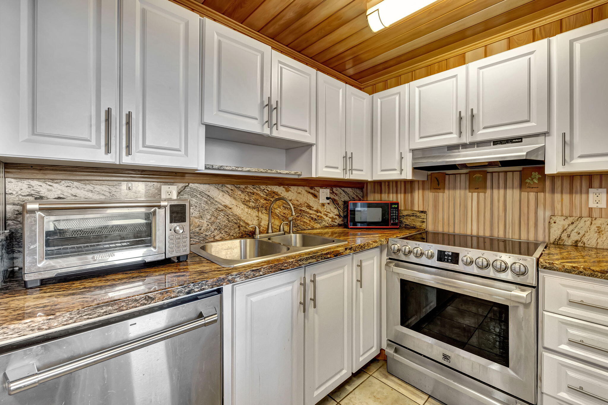 3910 Inverrary Boulevard 601-b Property Photo 15