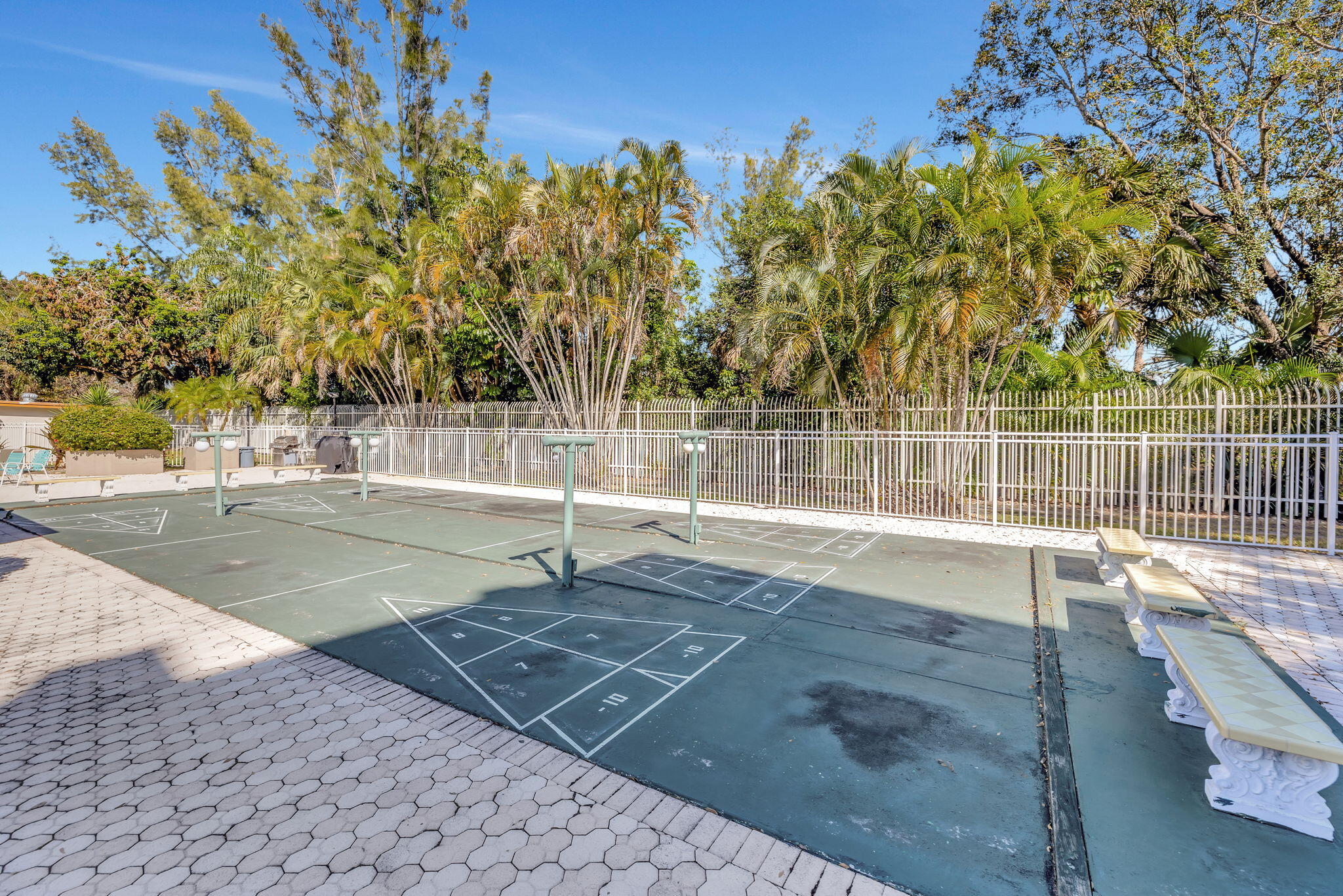 3910 Inverrary Boulevard 601-b Property Photo 40
