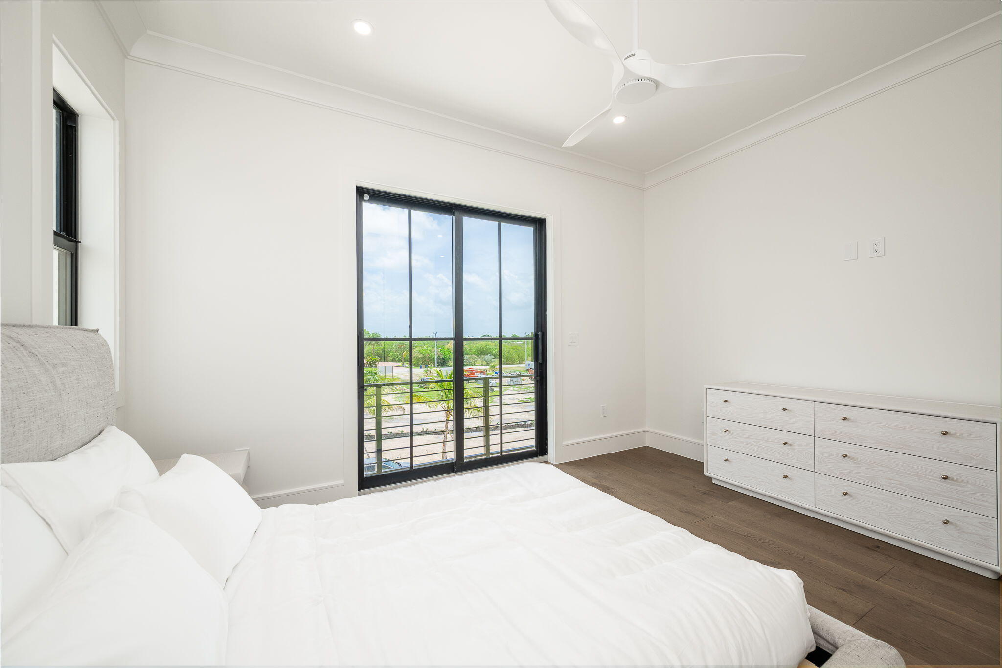 231 E Shore Drive Unit 2 Property Photo 66
