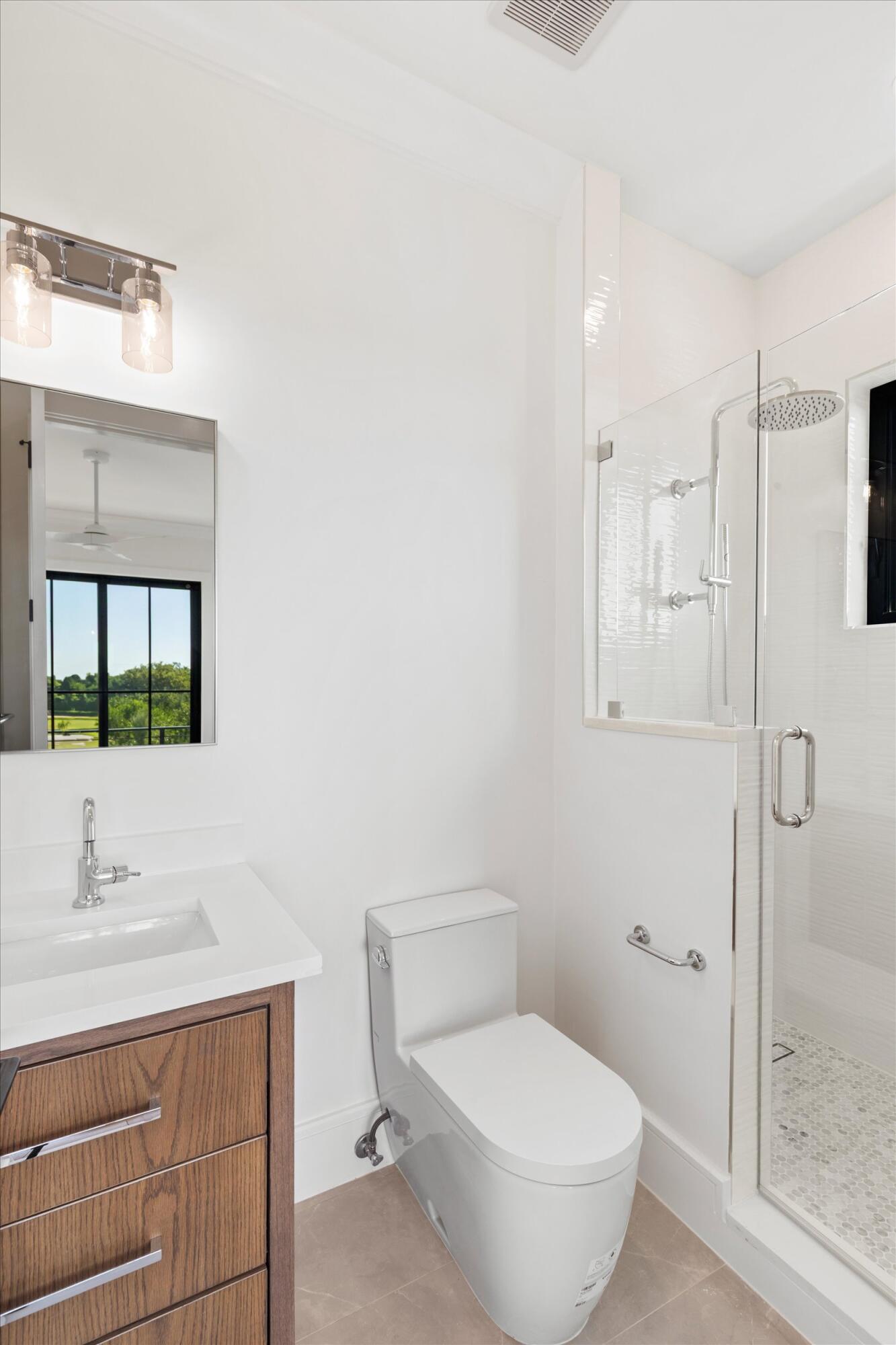 231 E Shore Drive Unit 4 Property Photo 40