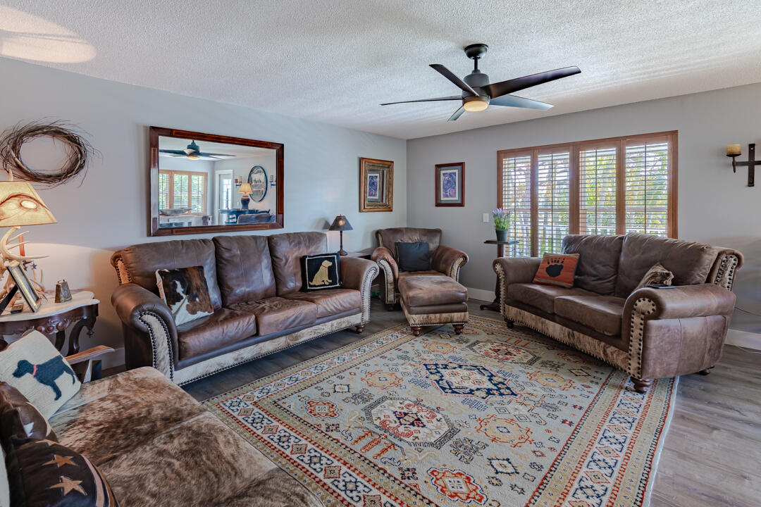 2929 Se Ocean Boulevard 117-10 Property Photo 4