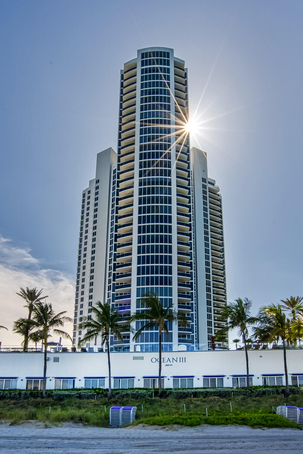 18911 Collins Avenue 506 Property Photo 8
