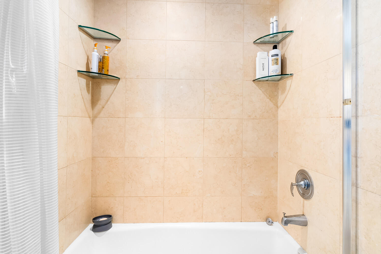 18911 Collins Avenue 506 Property Photo 49