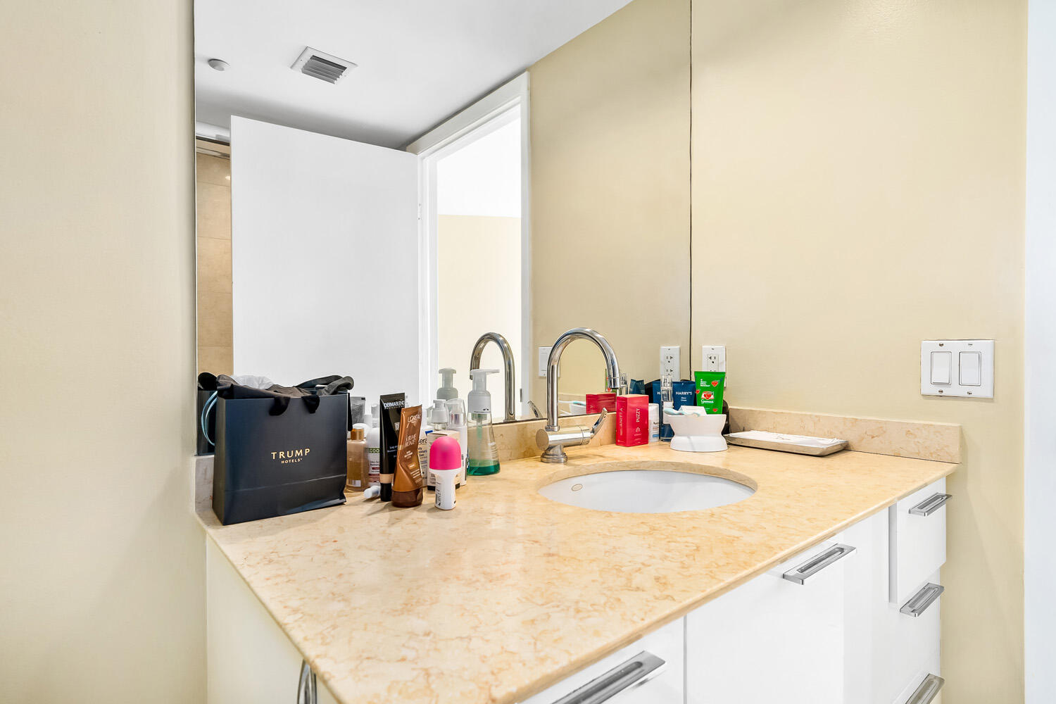 18911 Collins Avenue 506 Property Photo 50