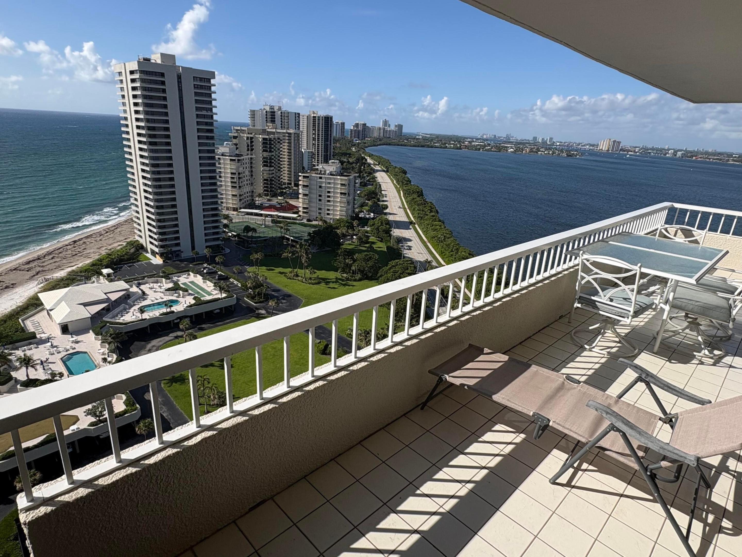 5550 N Ocean Drive 22b Property Photo 8