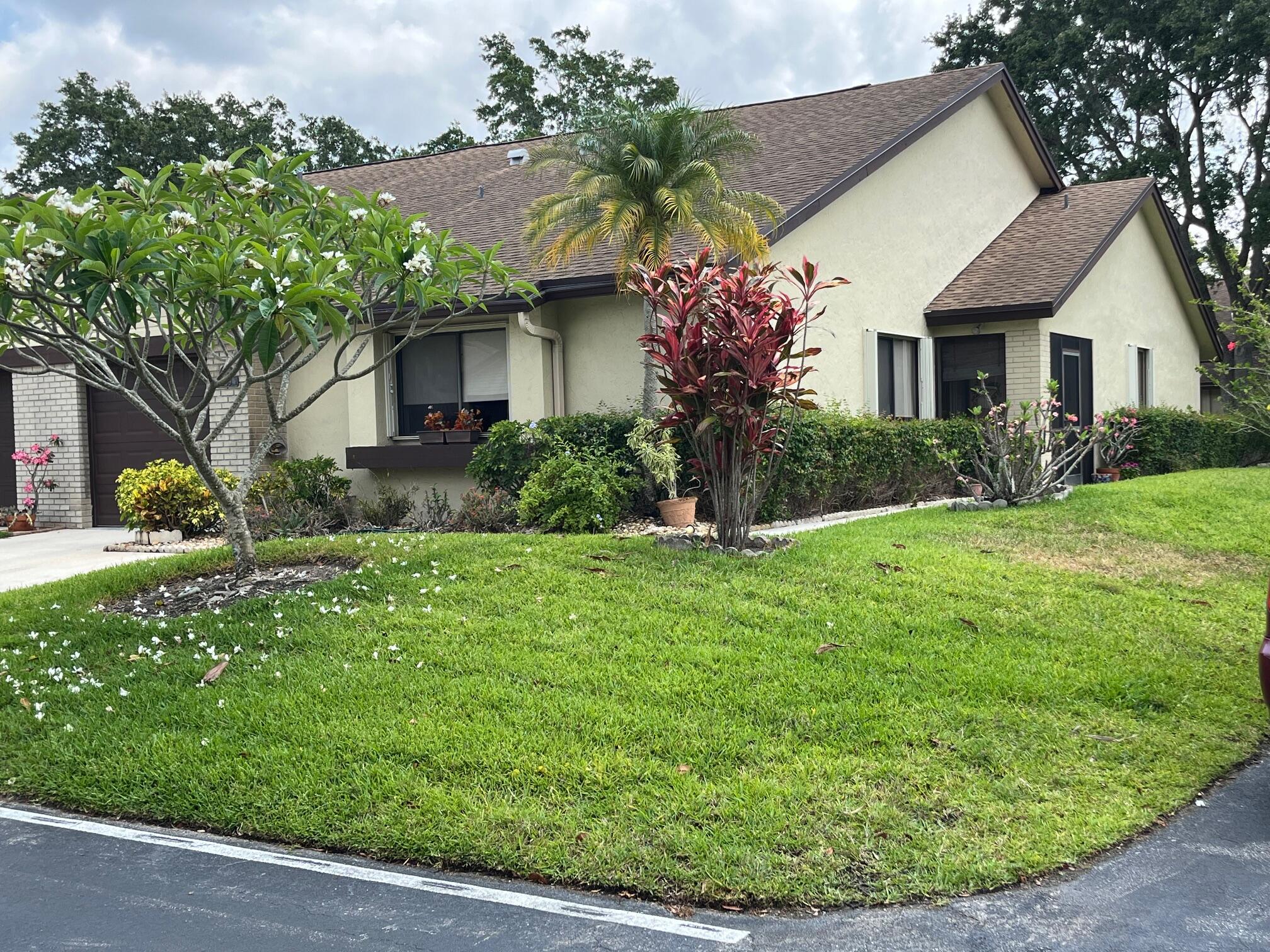 139 Meander Circle Property Photo 1