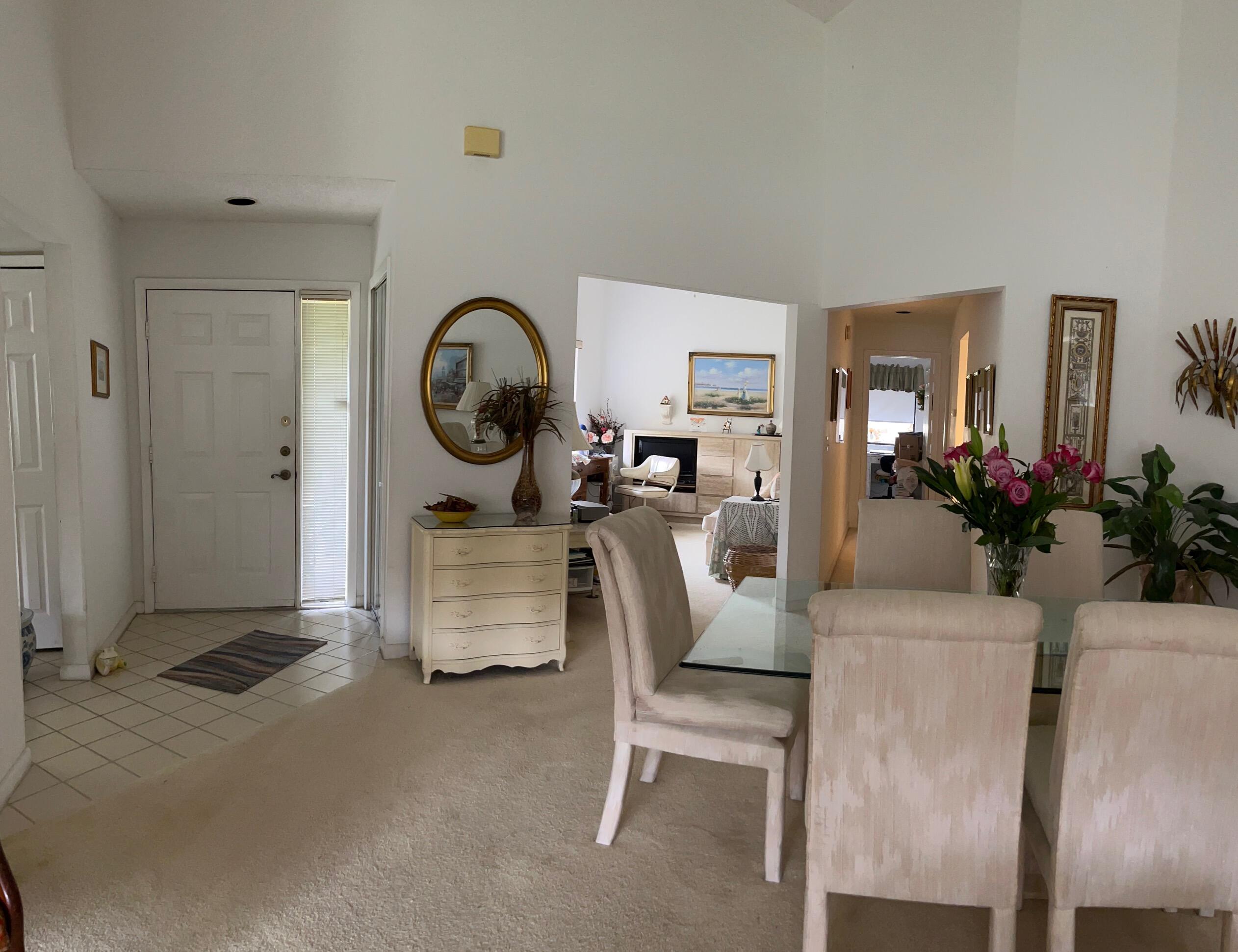 139 Meander Circle Property Photo 5