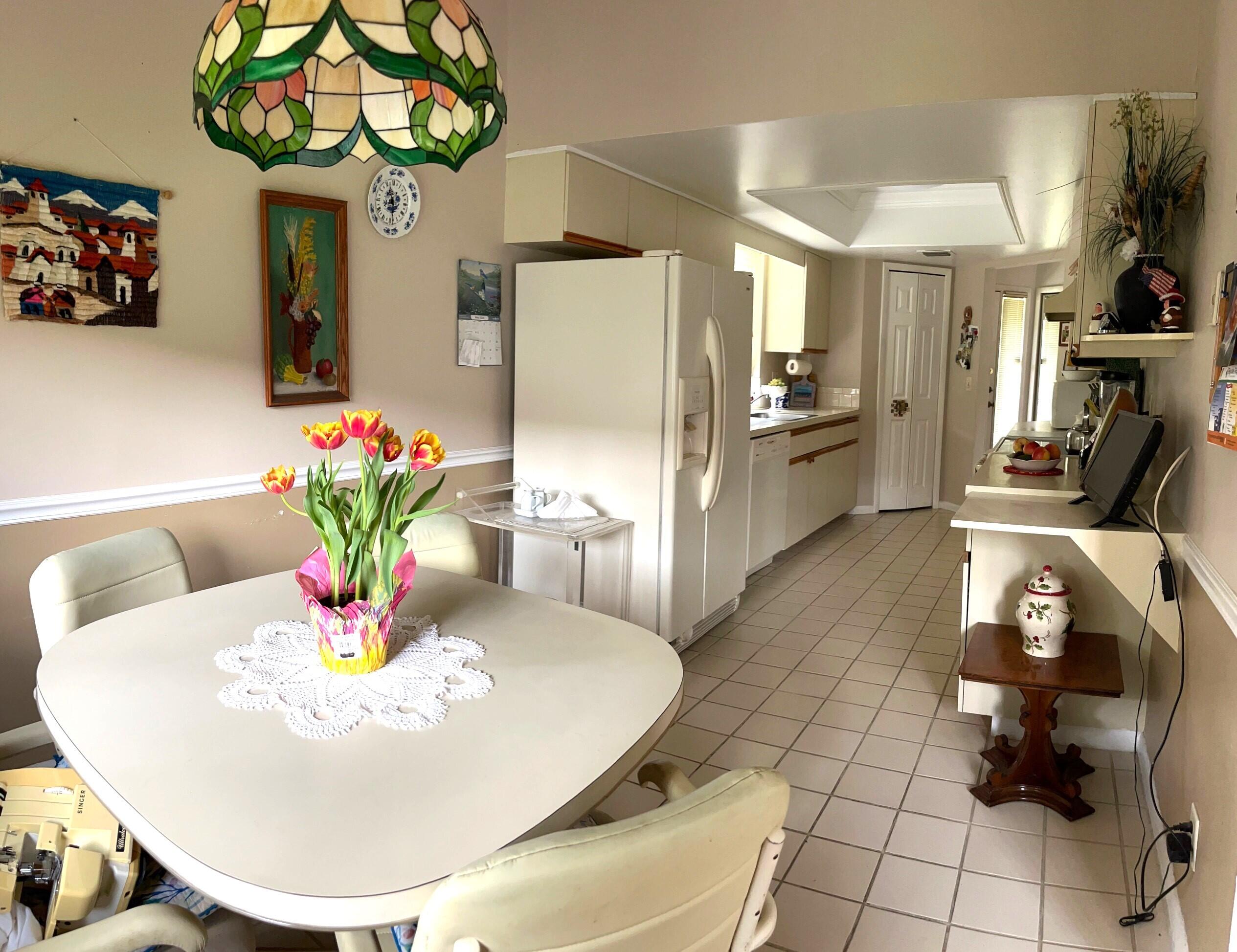 139 Meander Circle Property Photo 9
