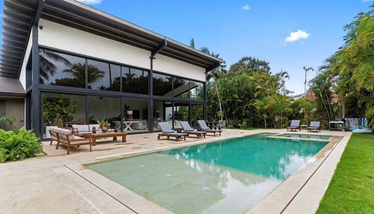 15 18 Property Photo 1