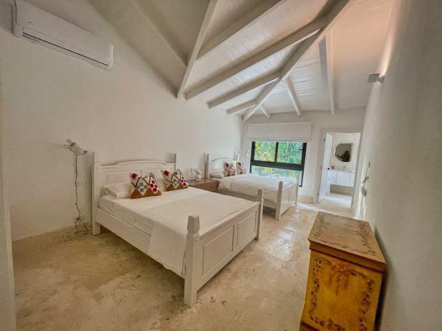 15 18 Property Photo 9