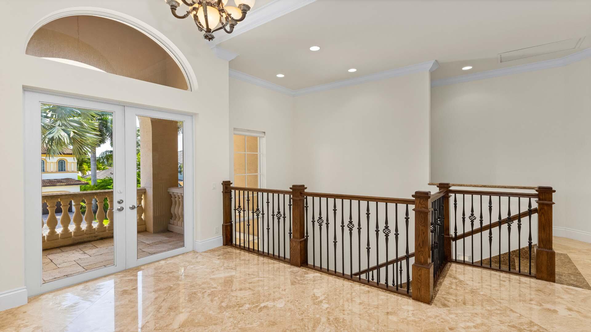 929 Banyan Drive Property Photo 15