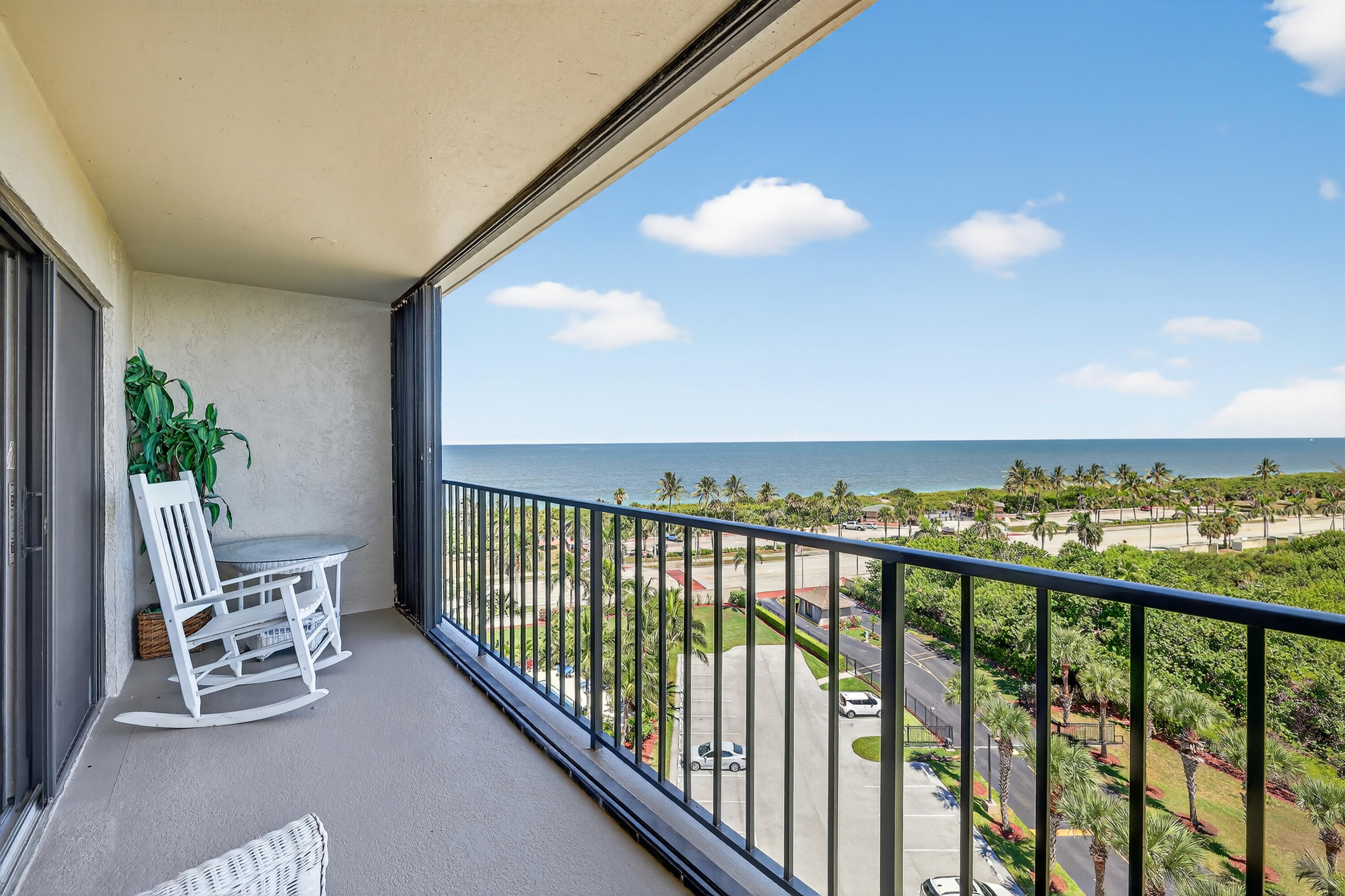 801 S Ocean Drive 910 Property Photo 1