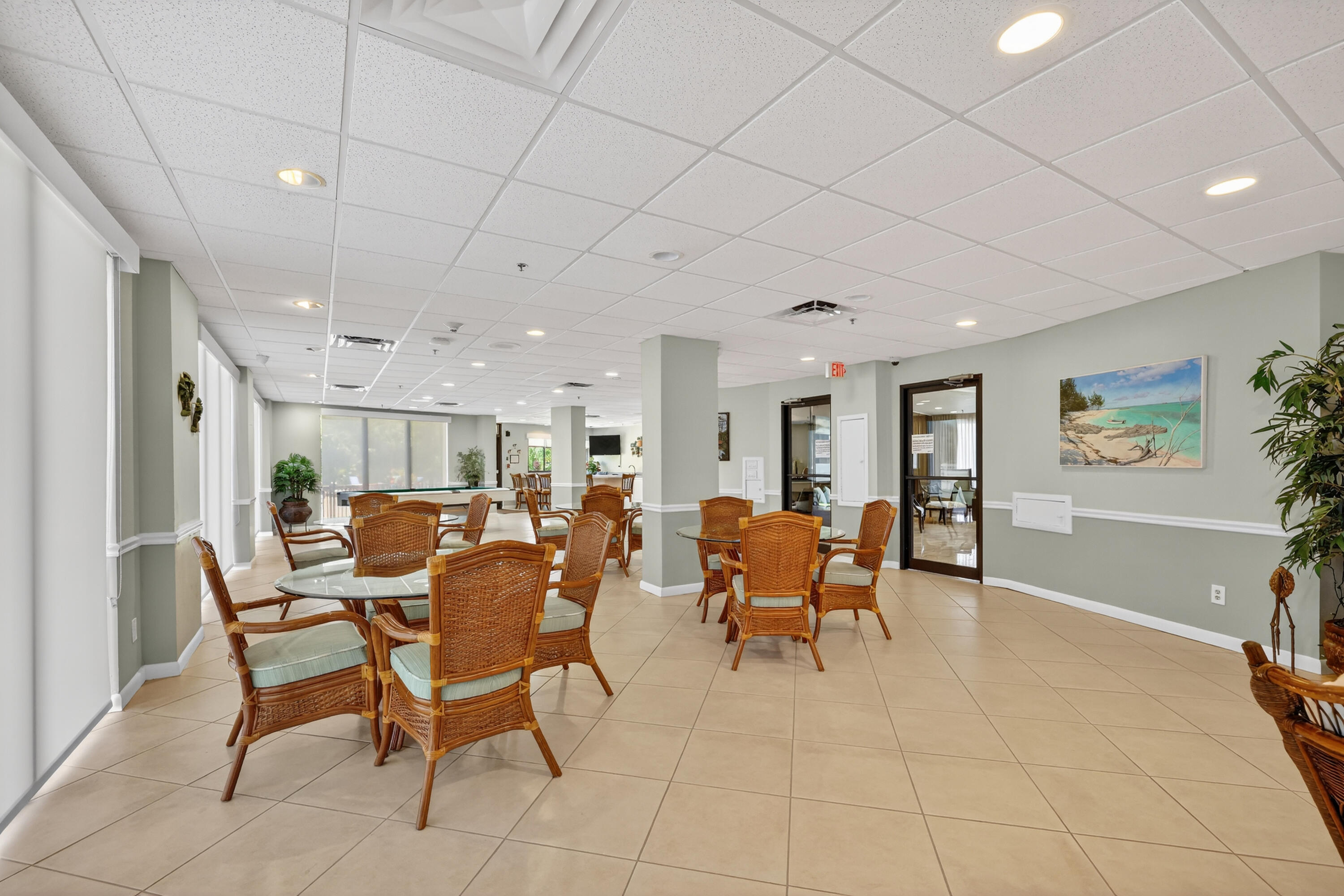 801 S Ocean Drive 910 Property Photo 12