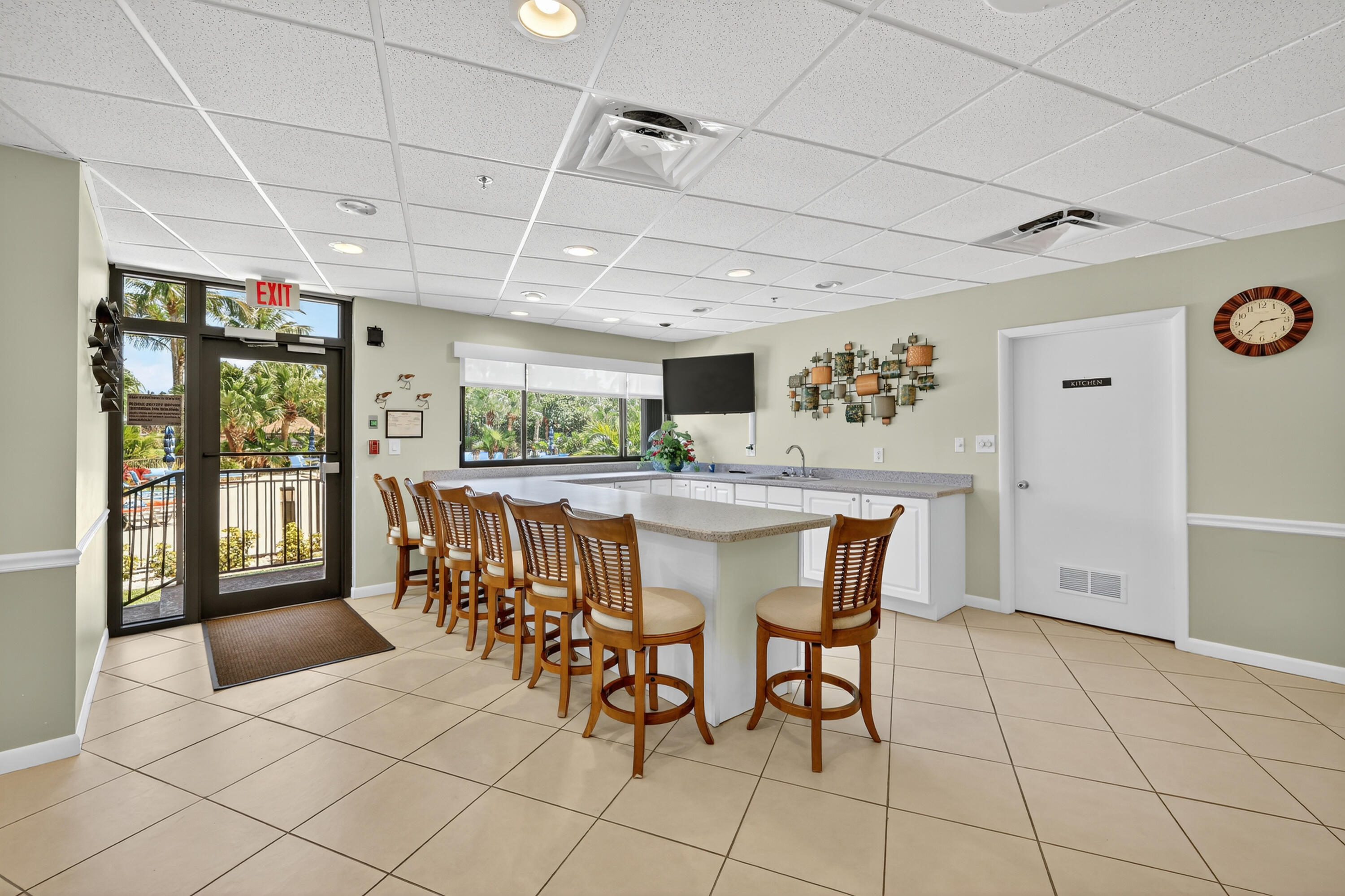 801 S Ocean Drive 910 Property Photo 13