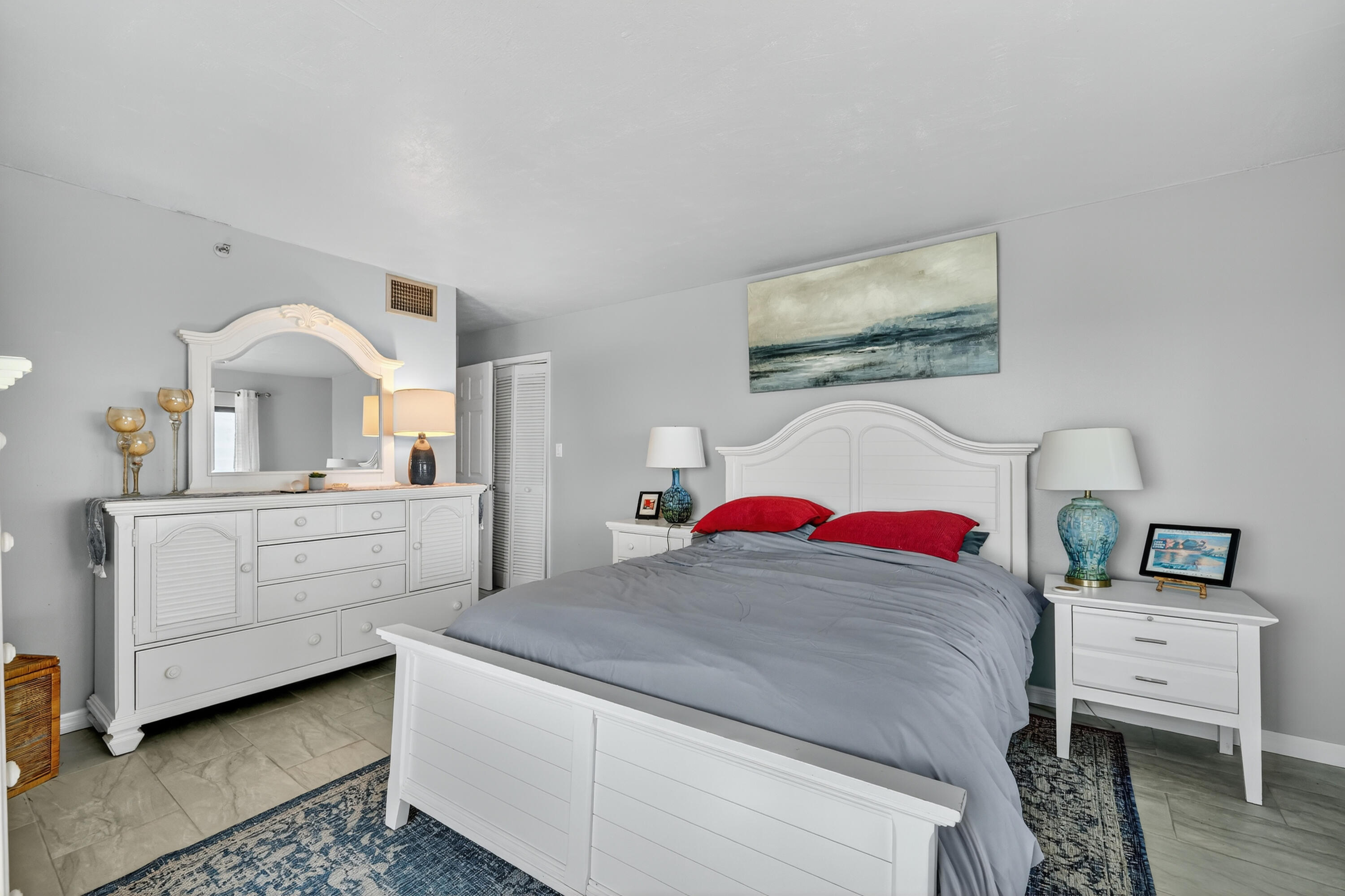 801 S Ocean Drive 910 Property Photo 18