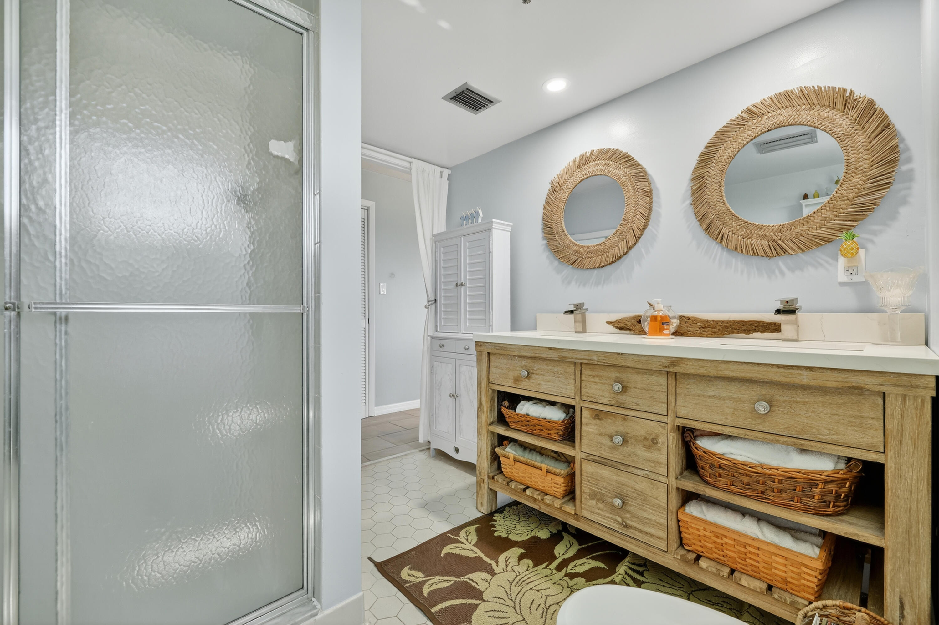 801 S Ocean Drive 910 Property Photo 19