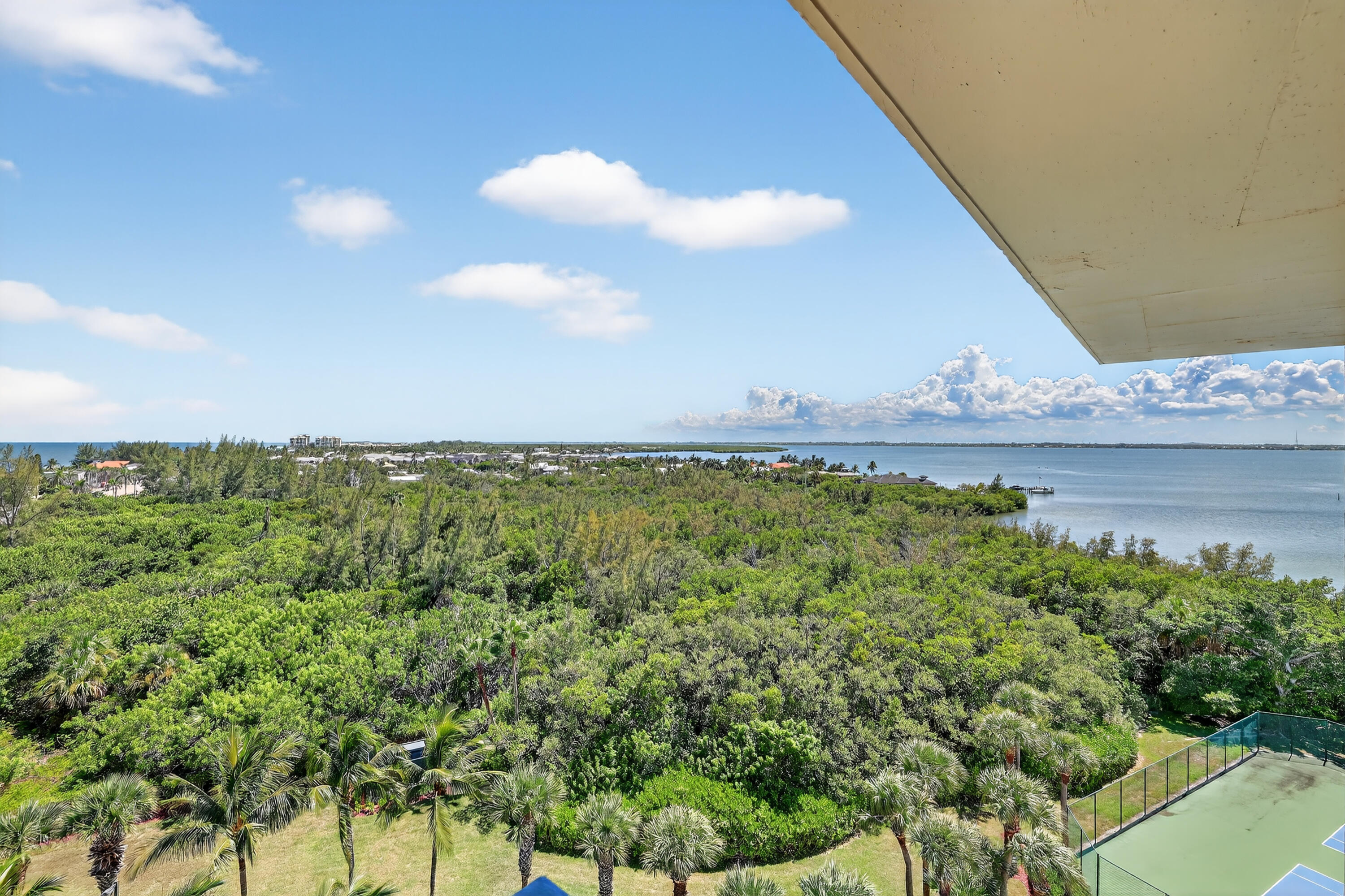 801 S Ocean Drive 910 Property Photo 23