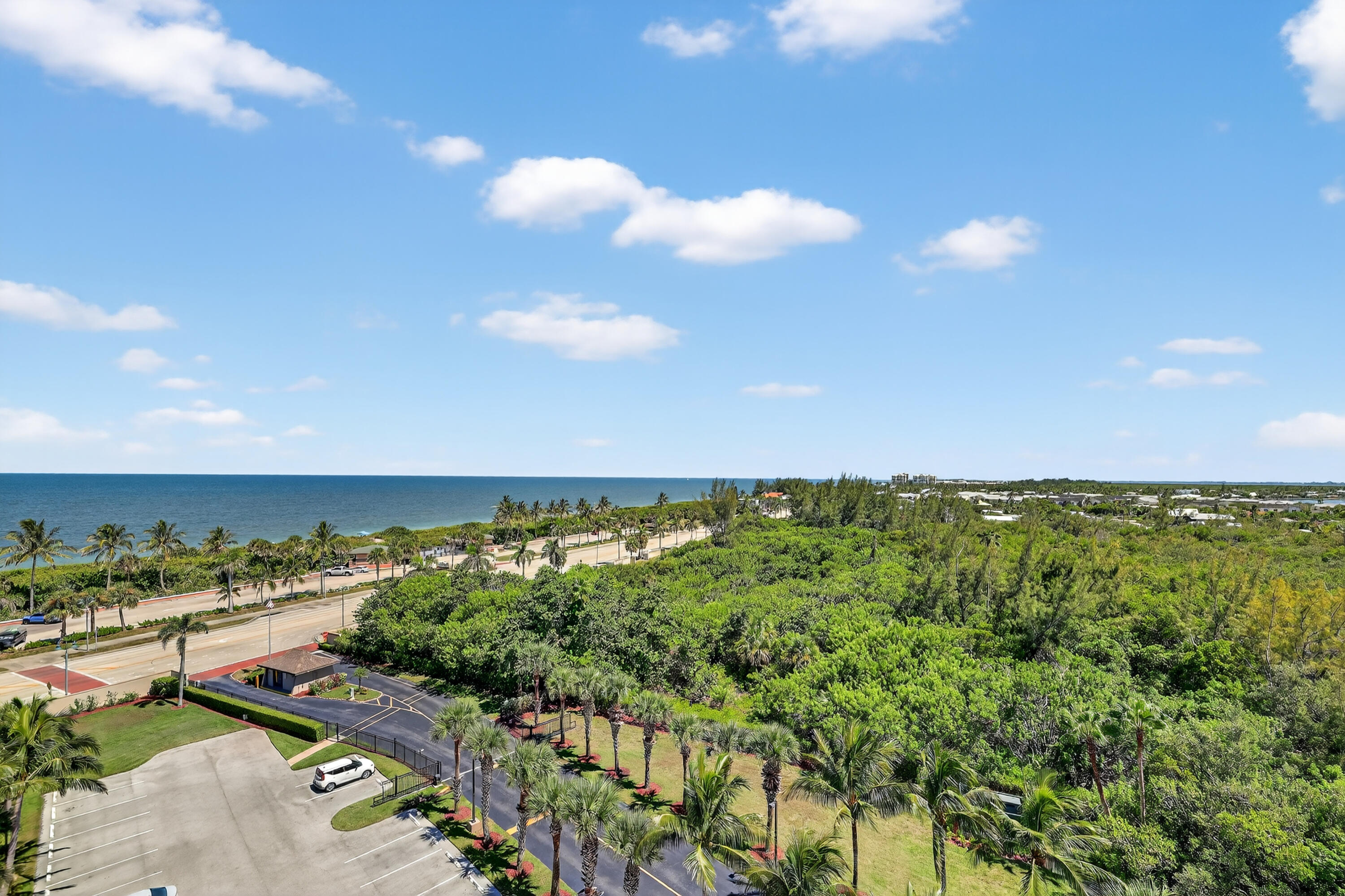 801 S Ocean Drive 910 Property Photo 24